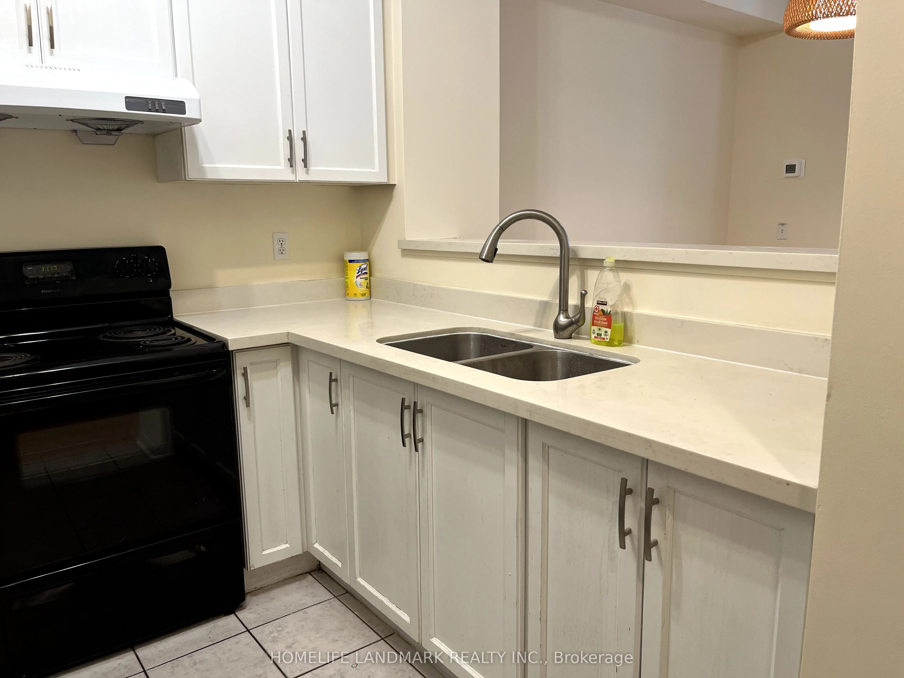8 Cox Boulevard, #20