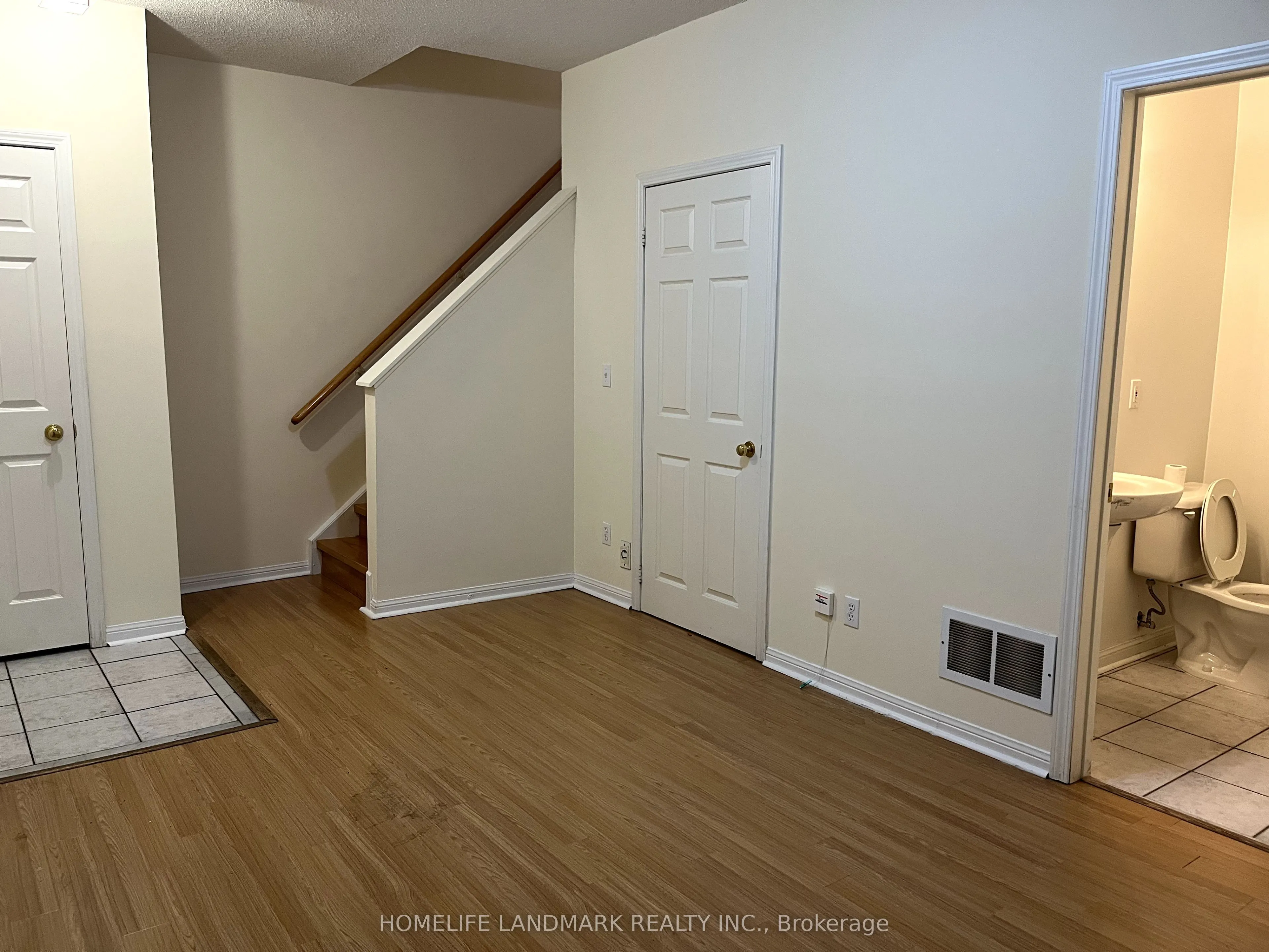 8 Cox Boulevard, #20