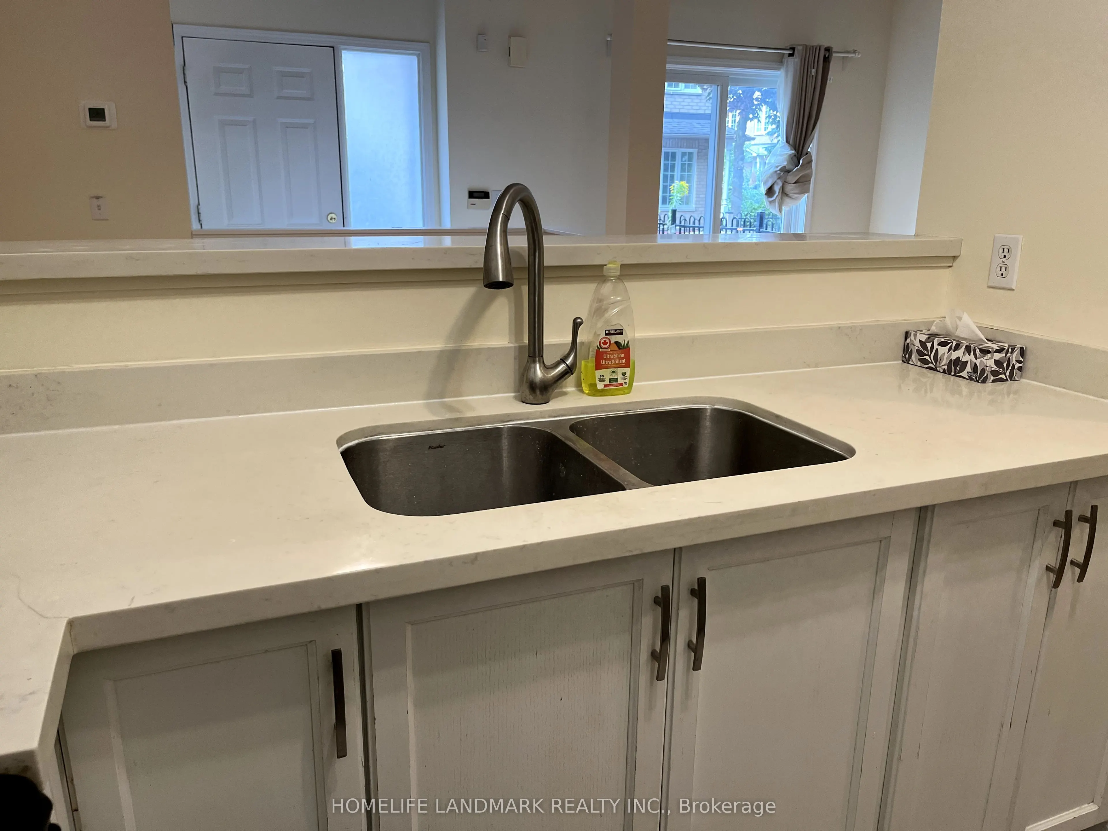 8 Cox Boulevard, #20