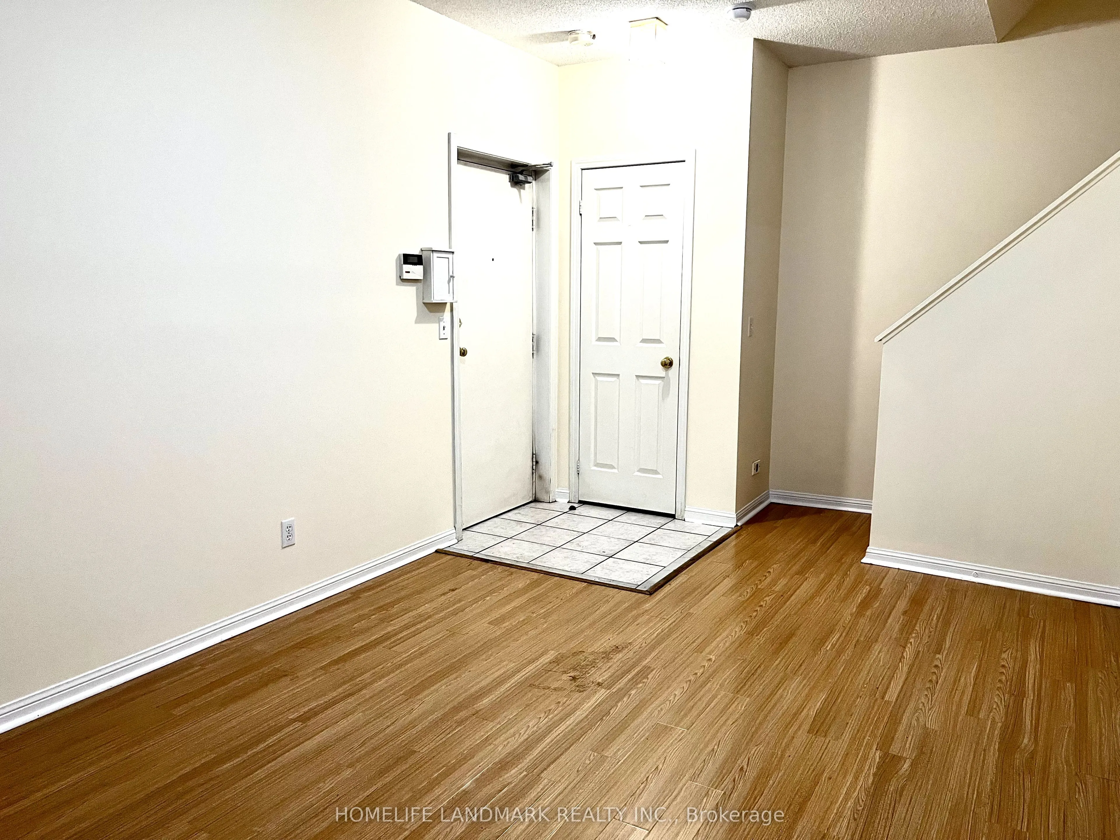 8 Cox Boulevard, #20