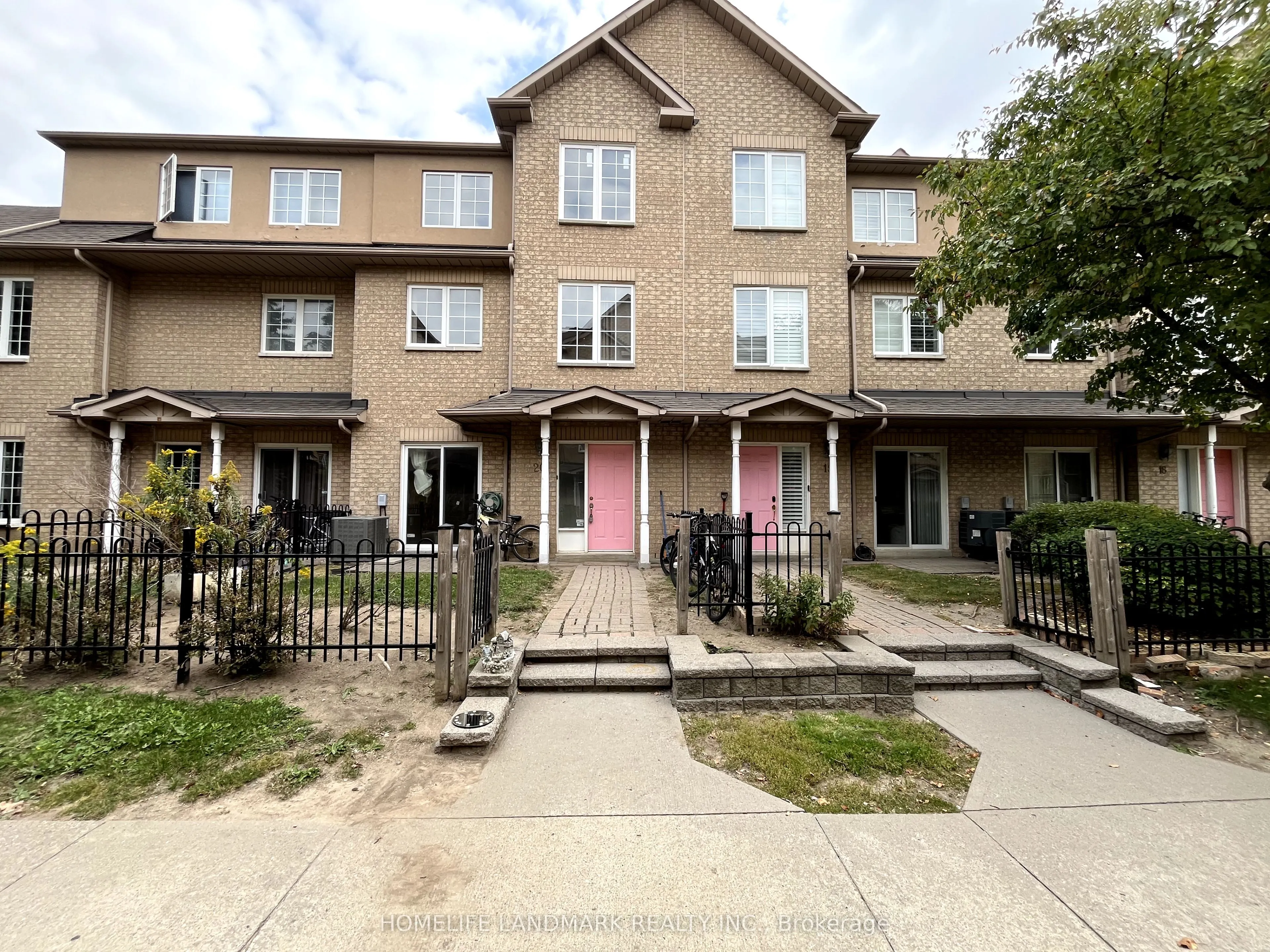 8 Cox Boulevard, #20