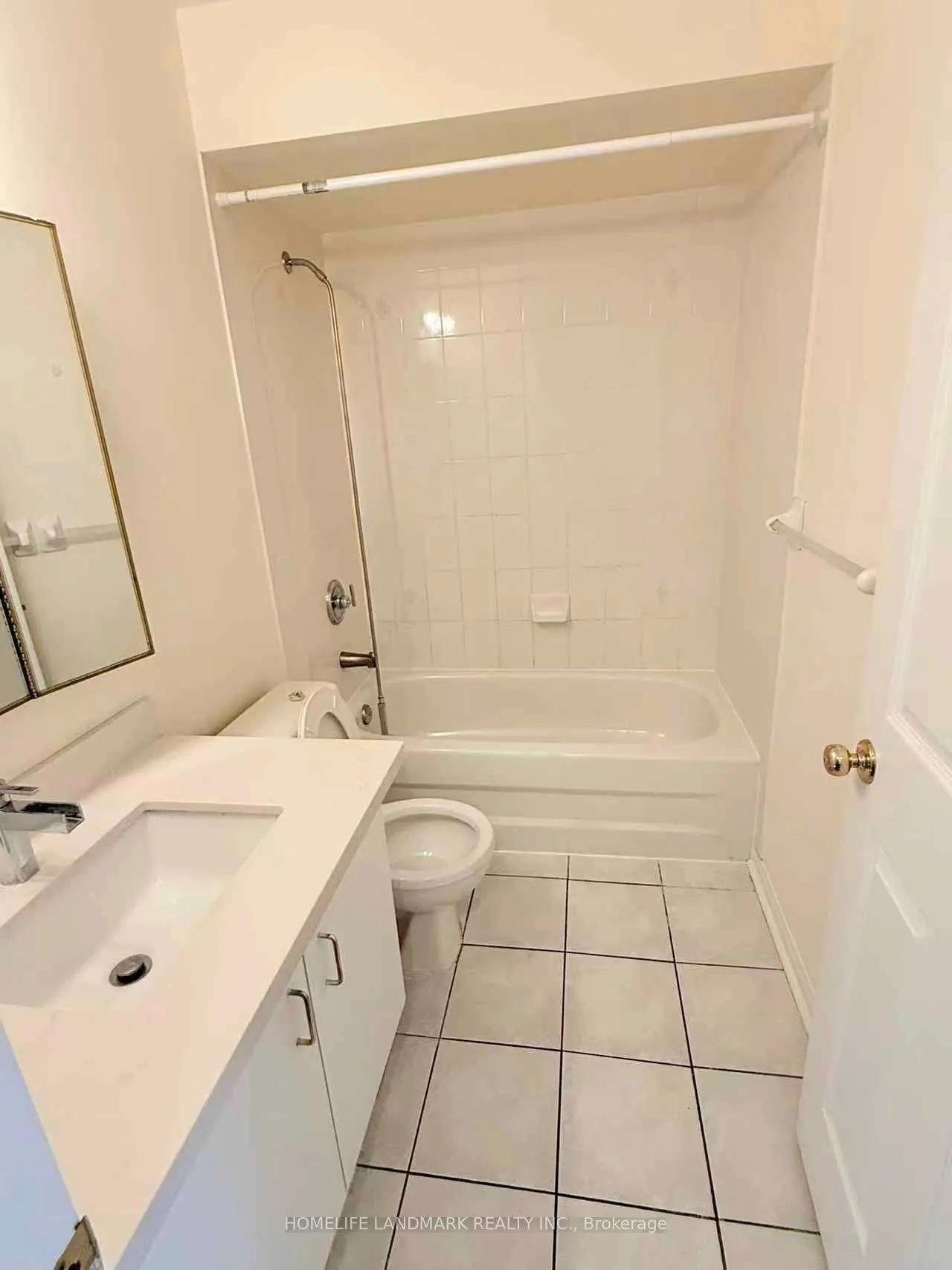 8 Cox Boulevard, #20
