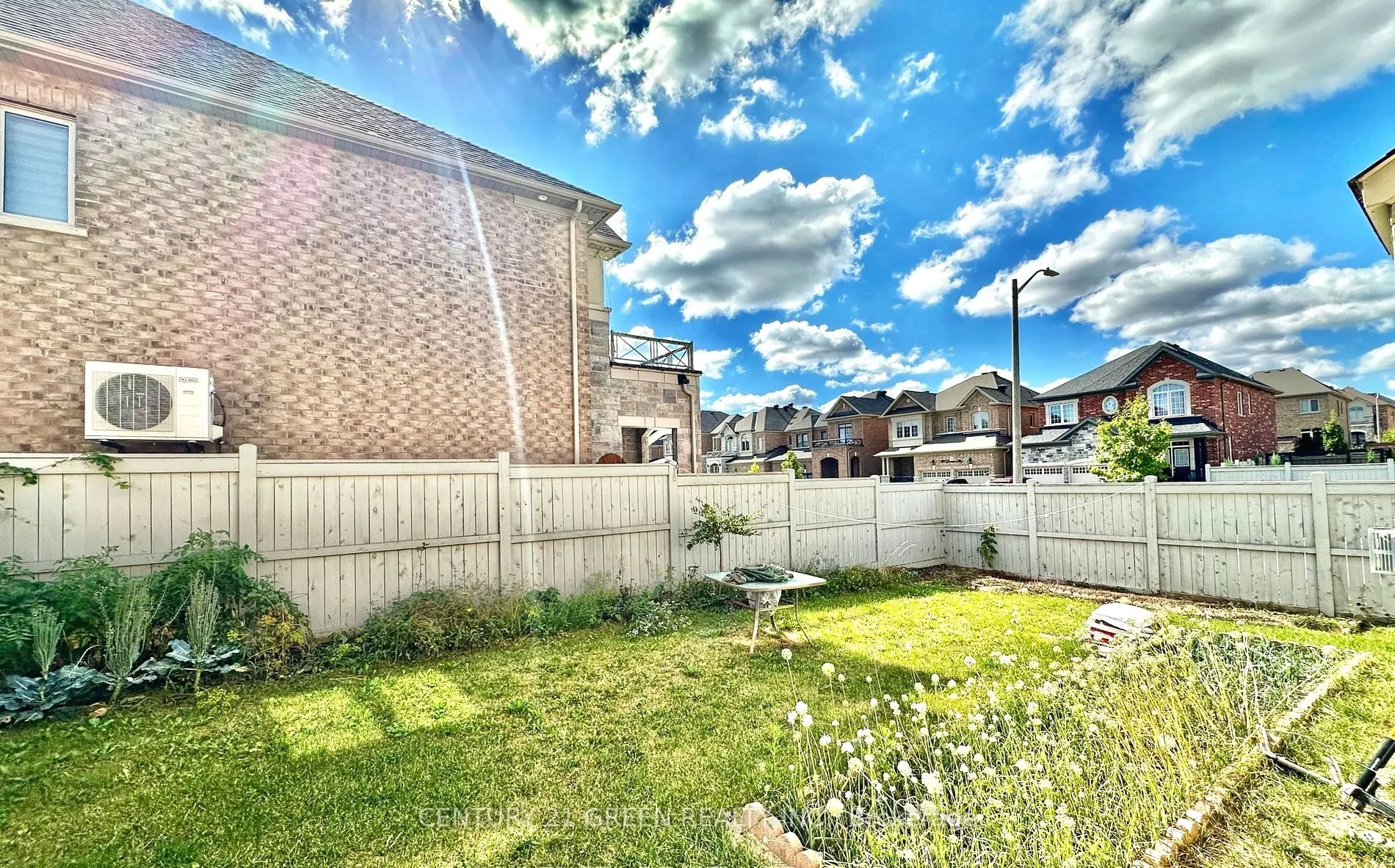 21 Tupling Street