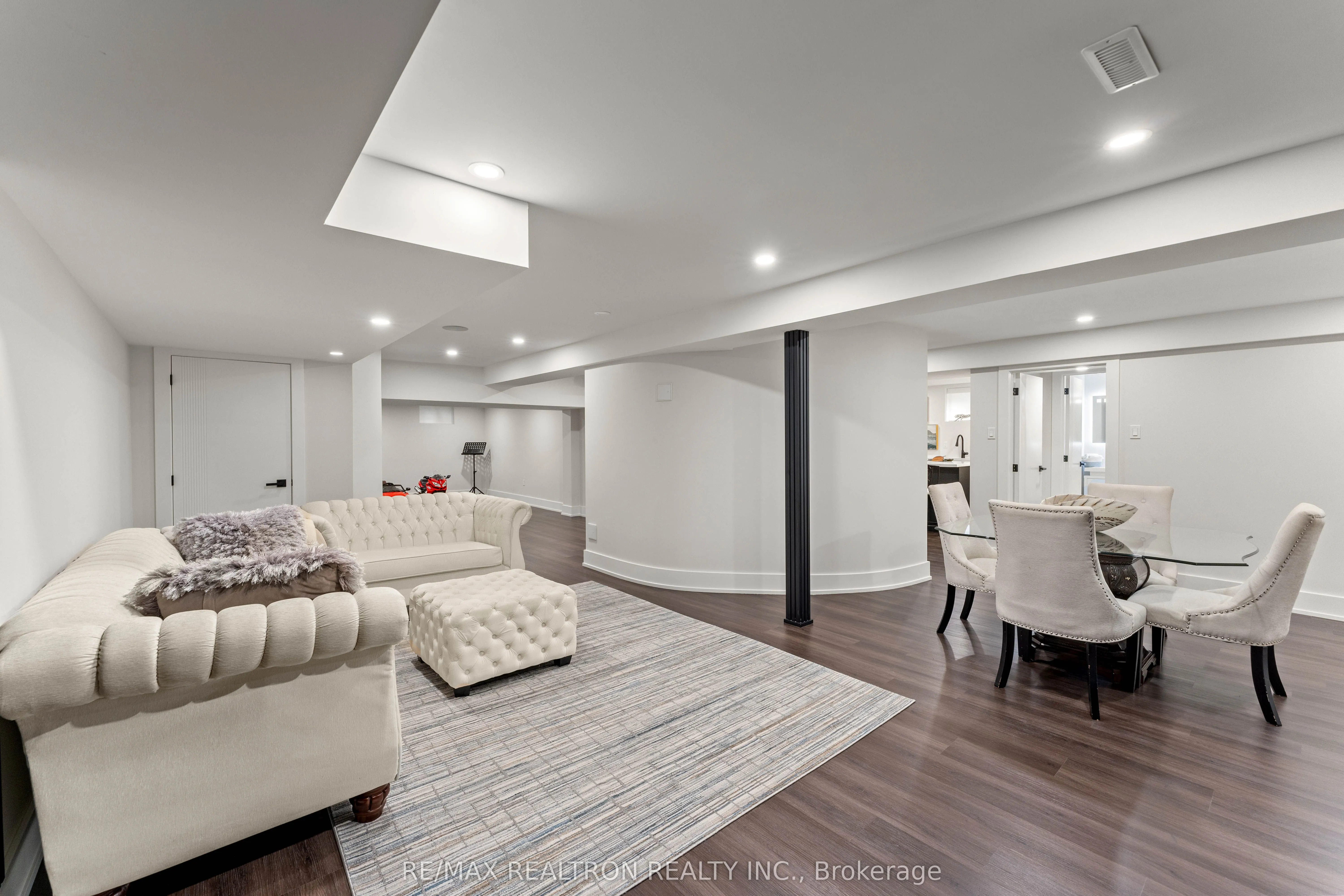 63 Willett Crescent