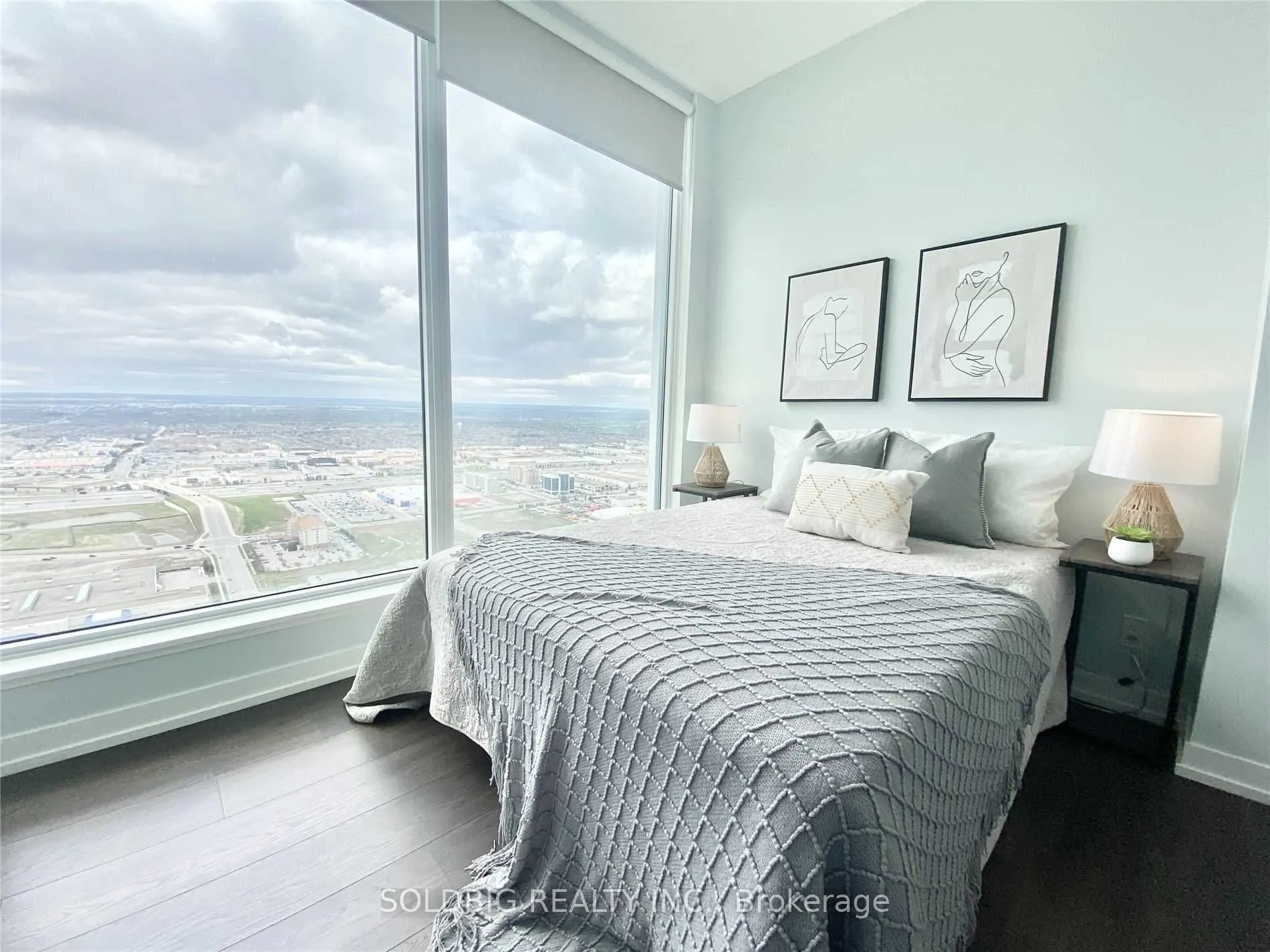 898 Portage Parkway, #4909
