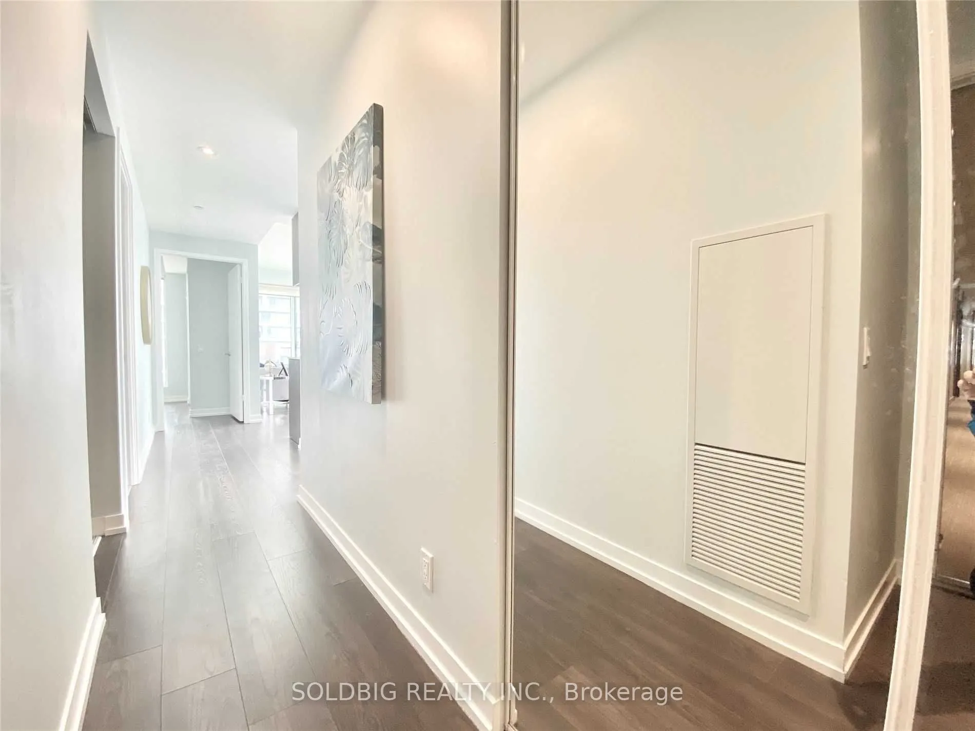 898 Portage Parkway, #4909