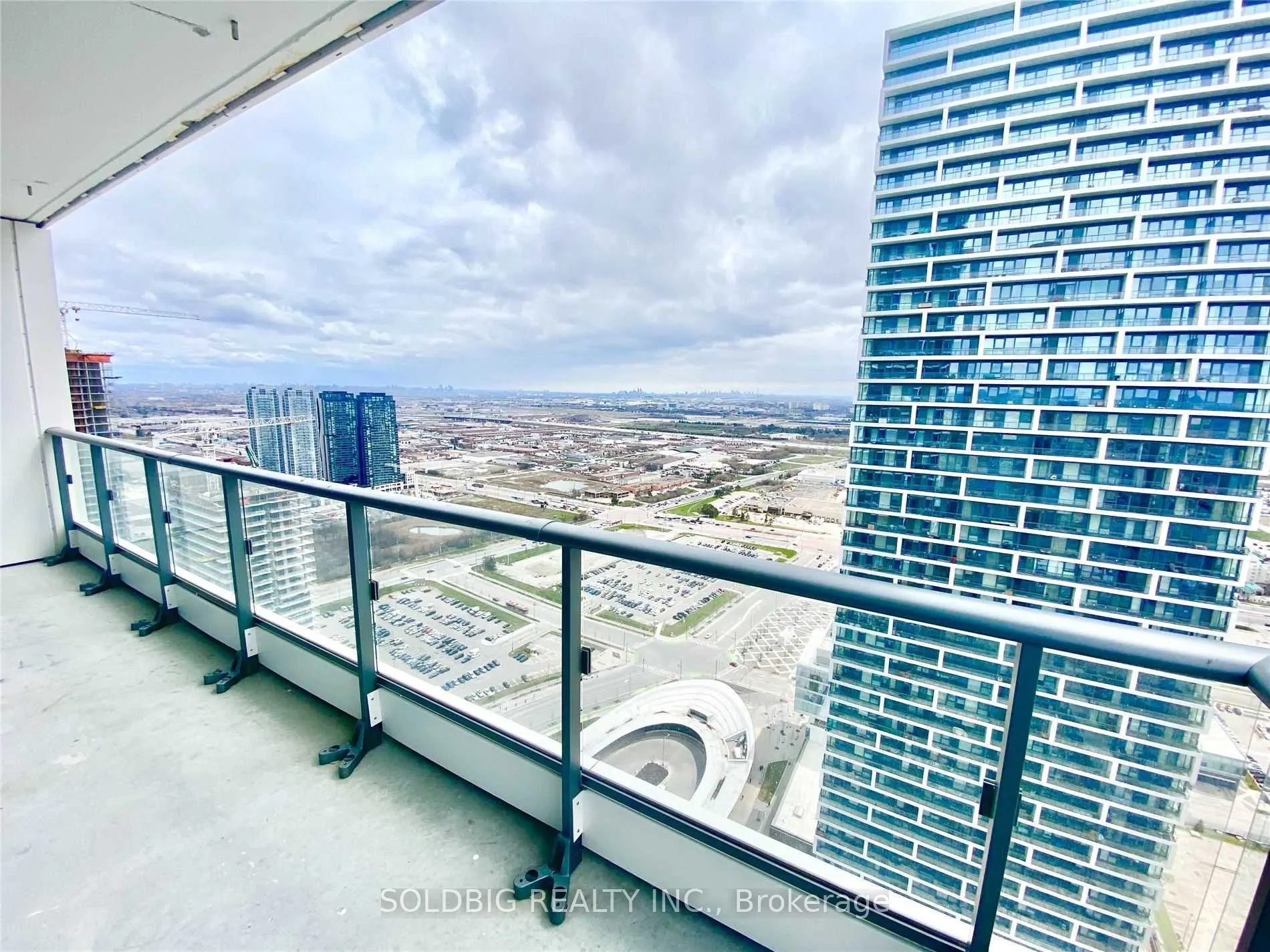 898 Portage Parkway, #4909
