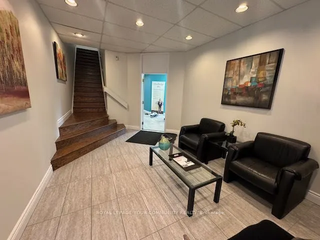 7620 Yonge Street, #3