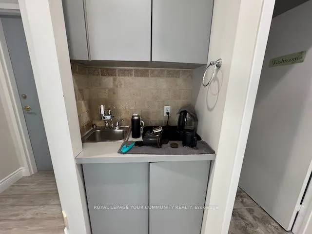 7620 Yonge Street, #3