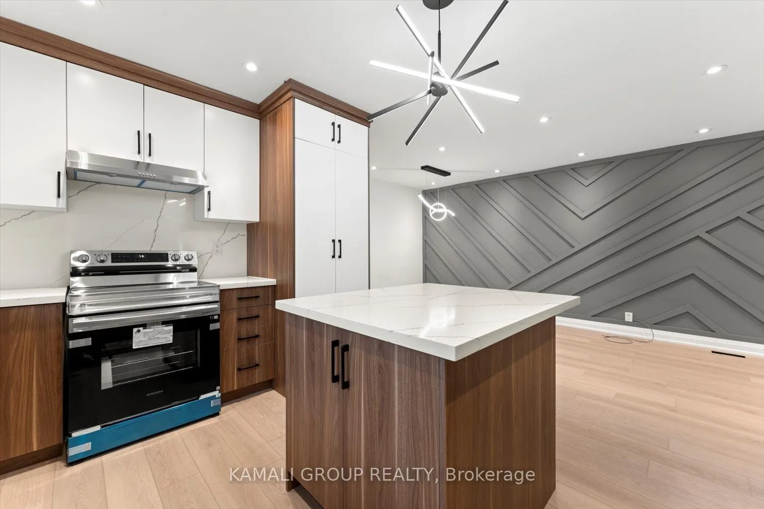 63 Walter Avenue, #MAIN
