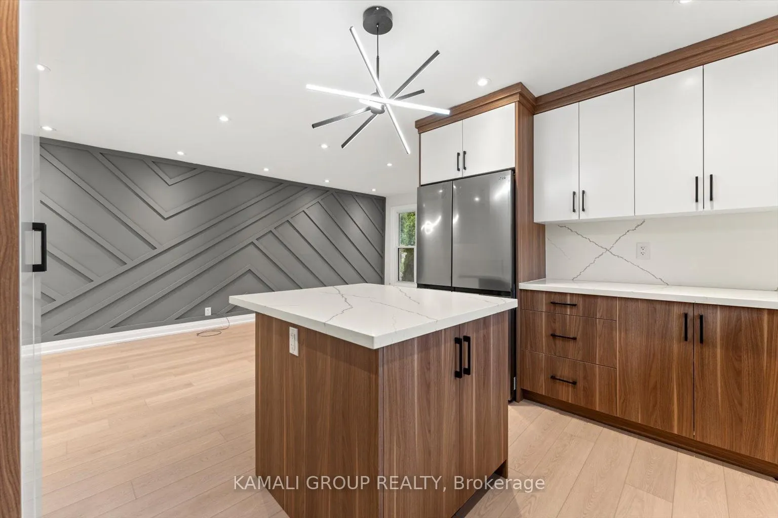 63 Walter Avenue, #MAIN