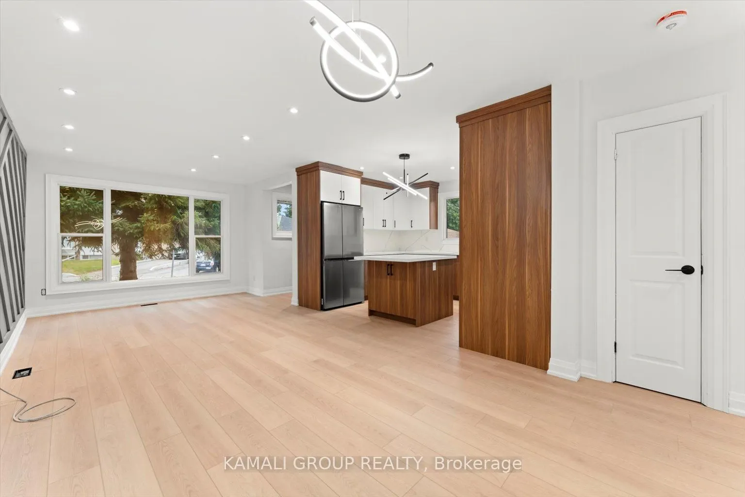 63 Walter Avenue, #MAIN