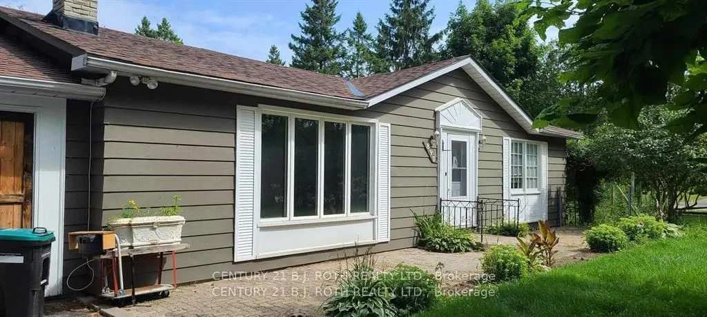 890 Lebanon Drive