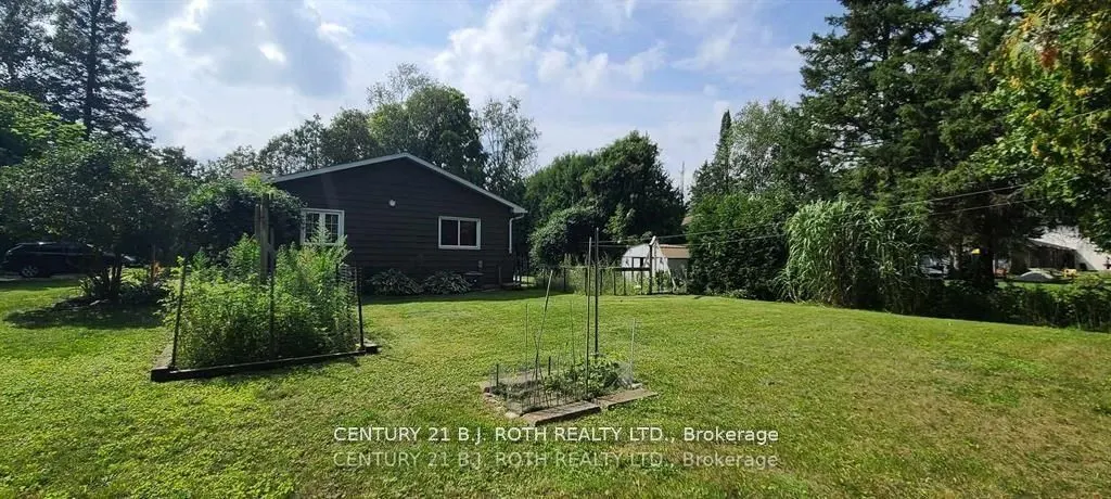 890 Lebanon Drive