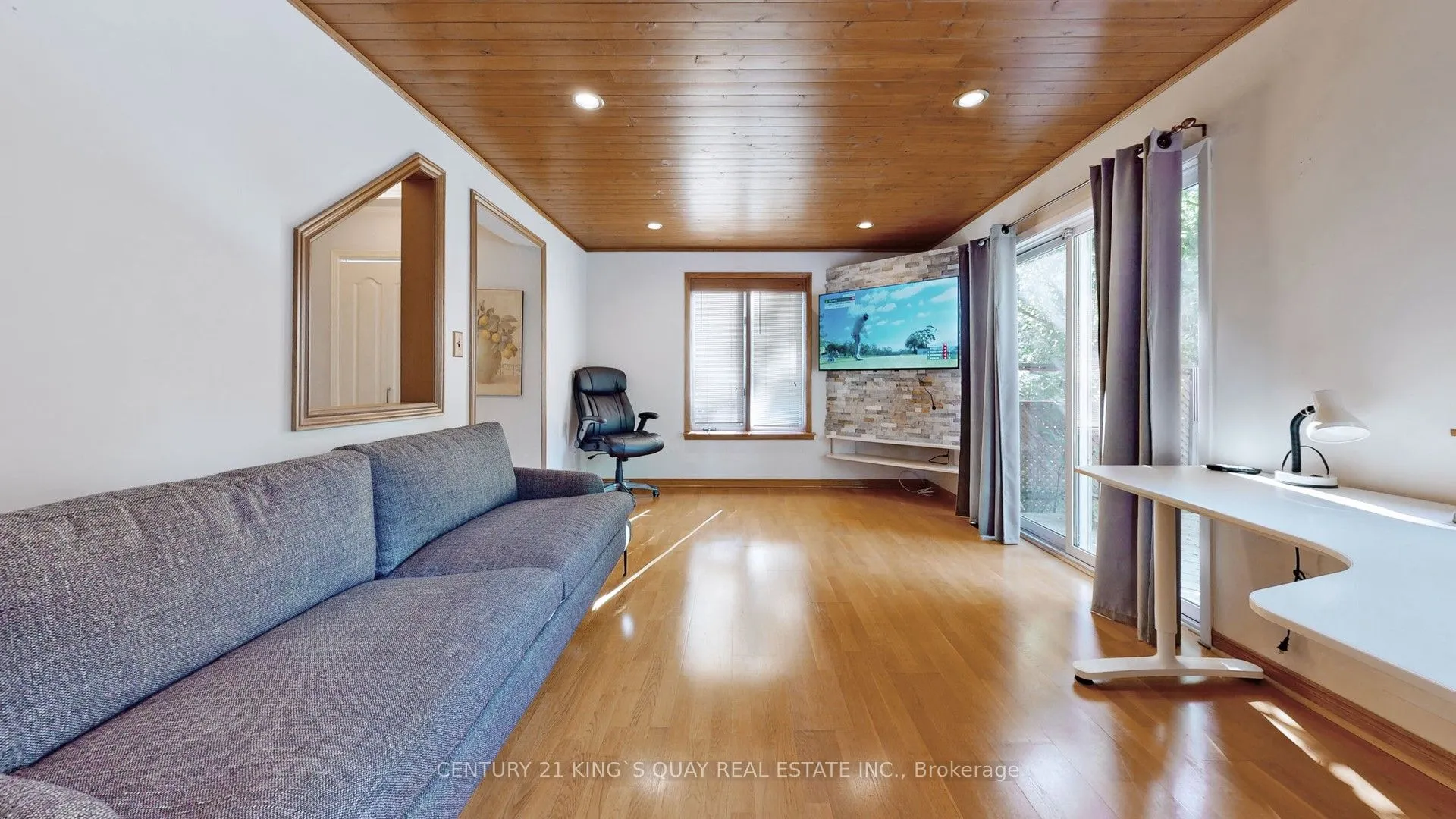1116 Northshore Drive