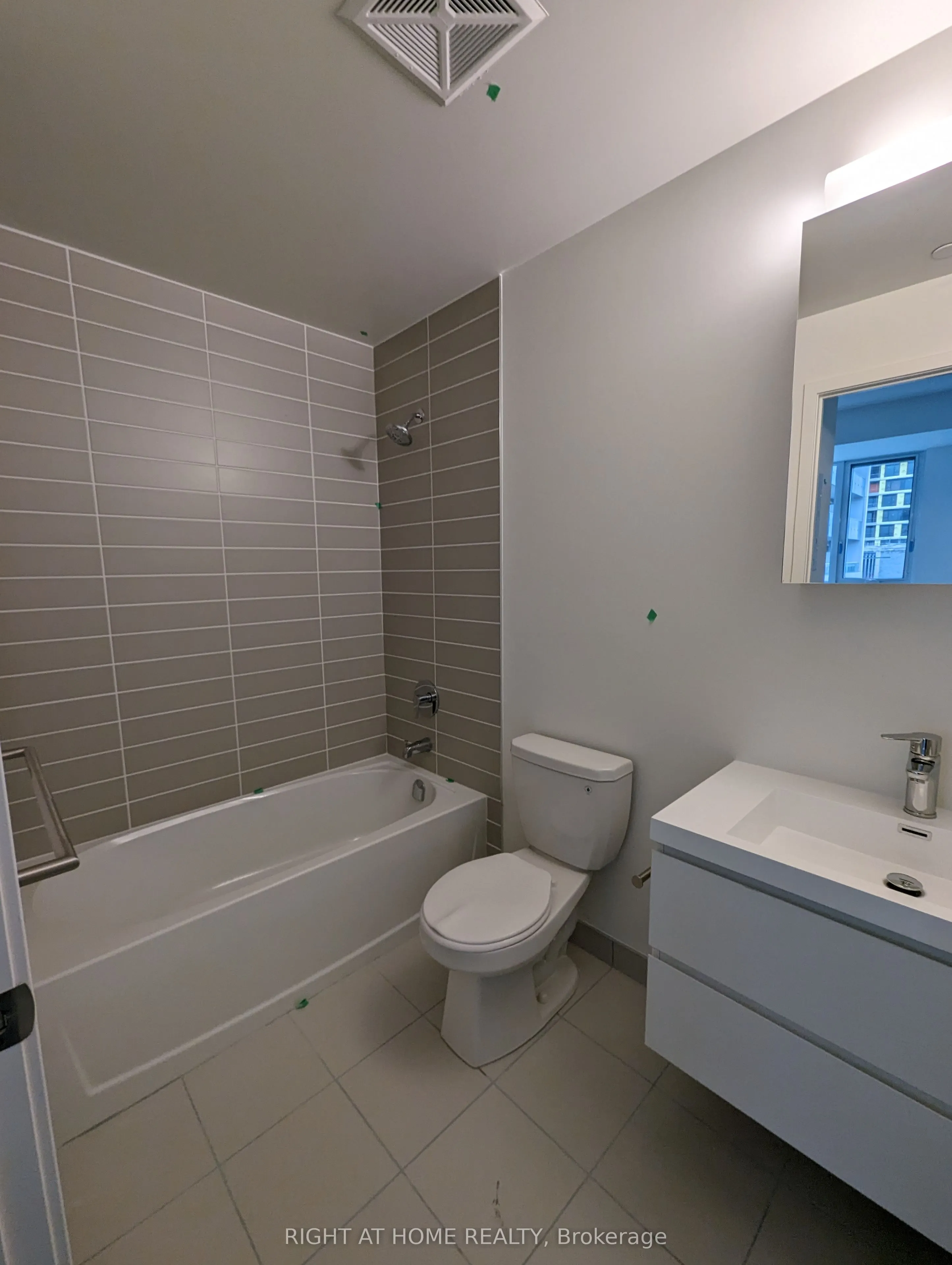 8119 Birchmount Road, #1203