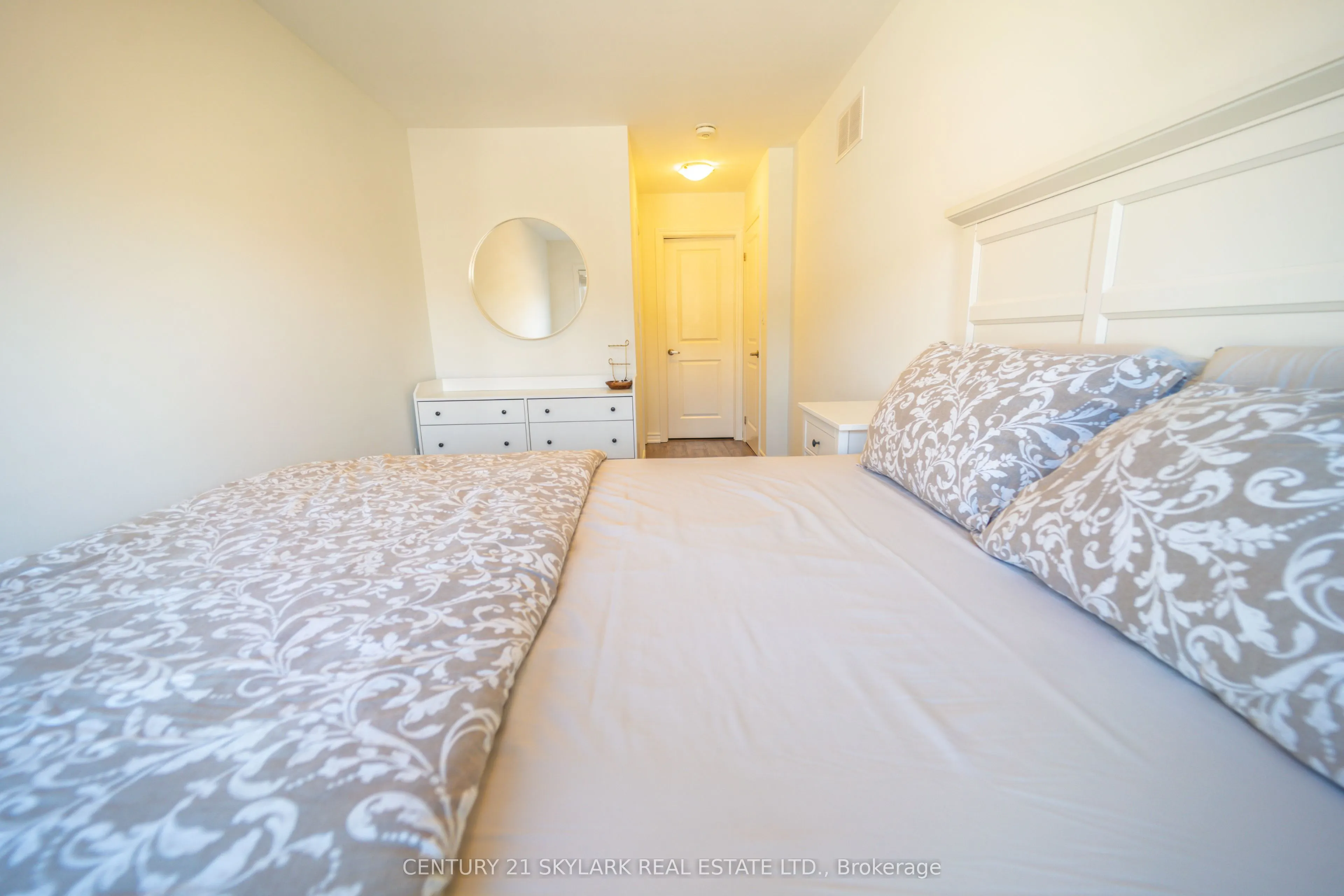 196 Pine Grove Road, #6