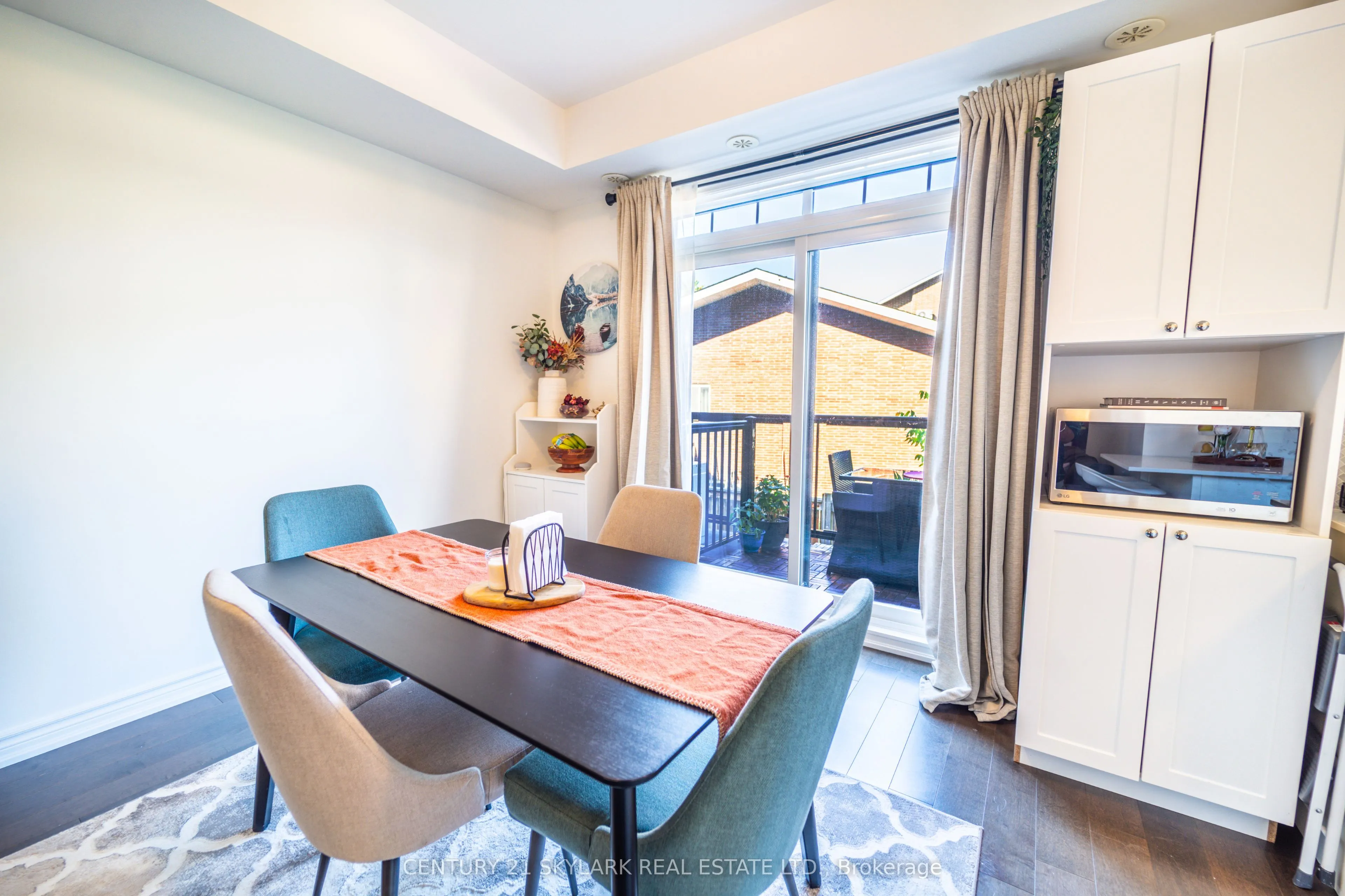 196 Pine Grove Road, #6