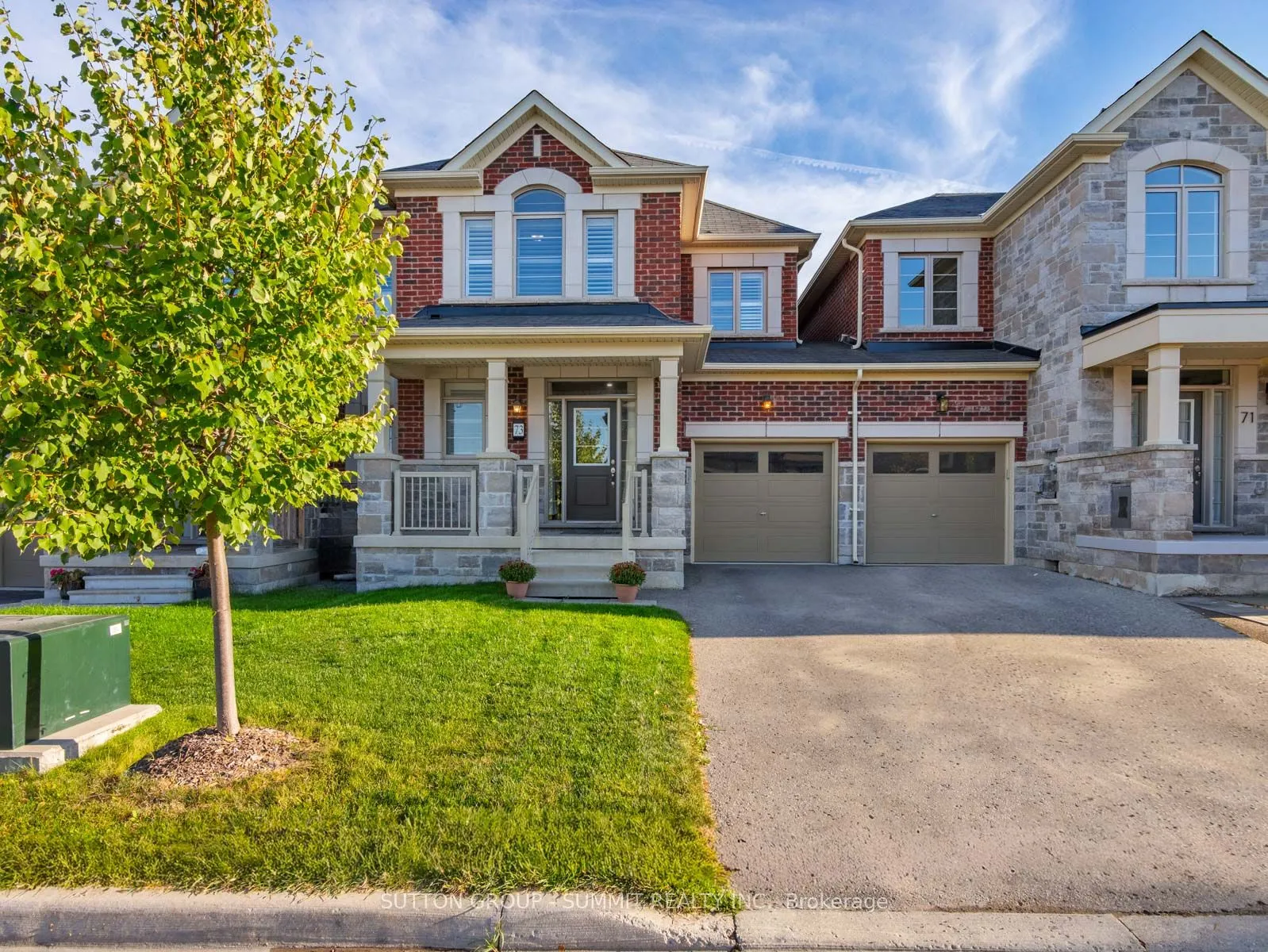 73 MONDIAL Crescent