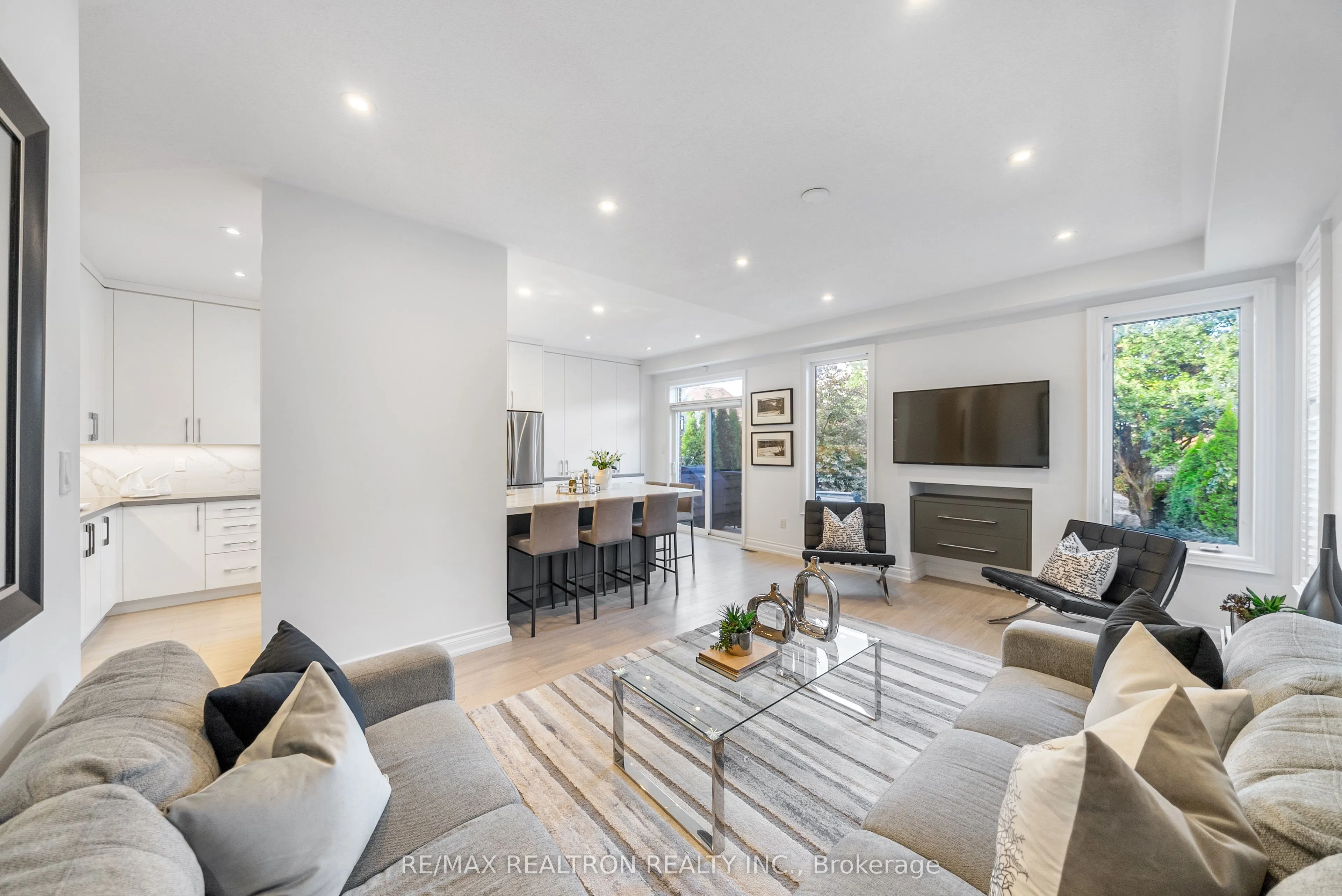 565 Thornhill Woods Drive