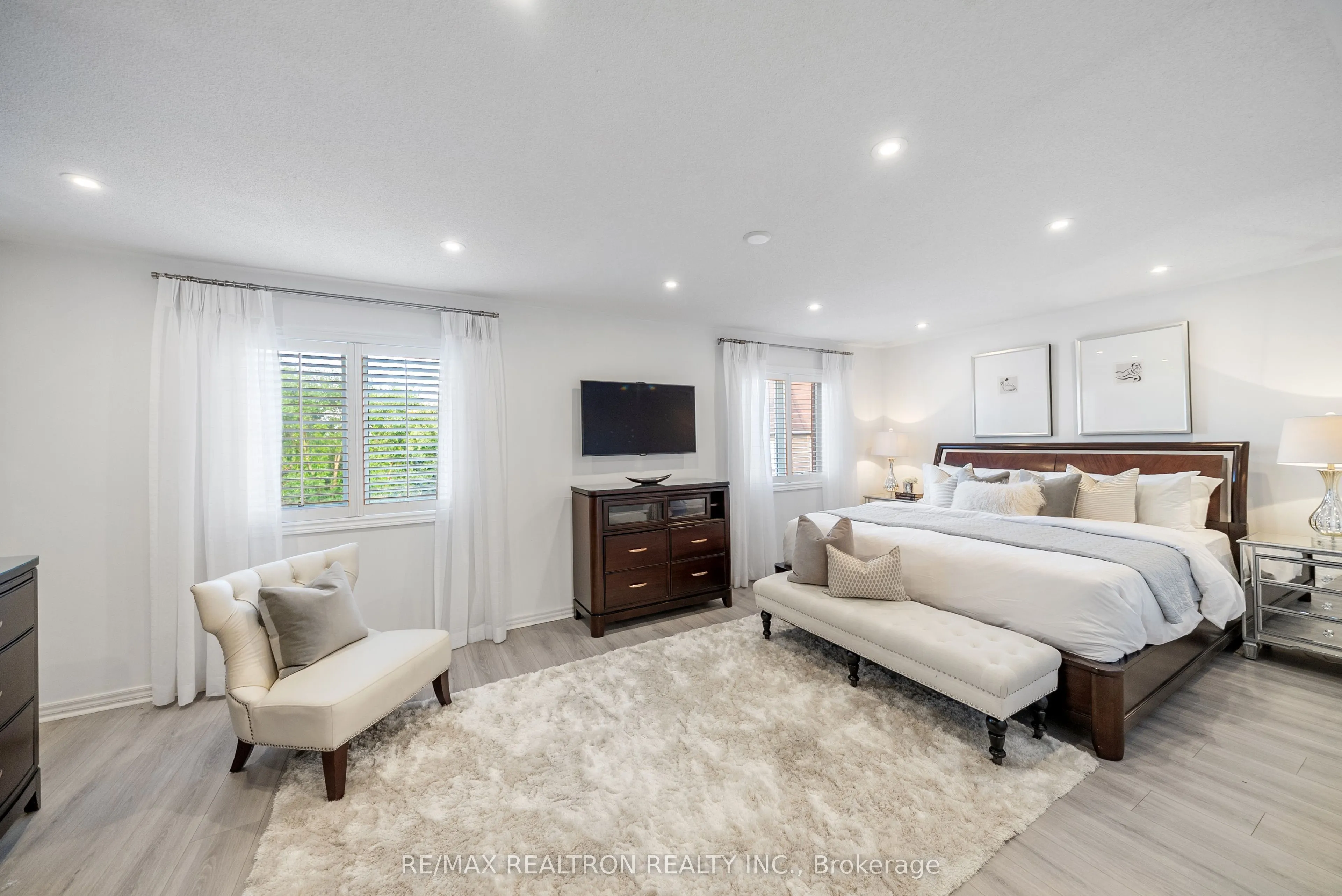565 Thornhill Woods Drive