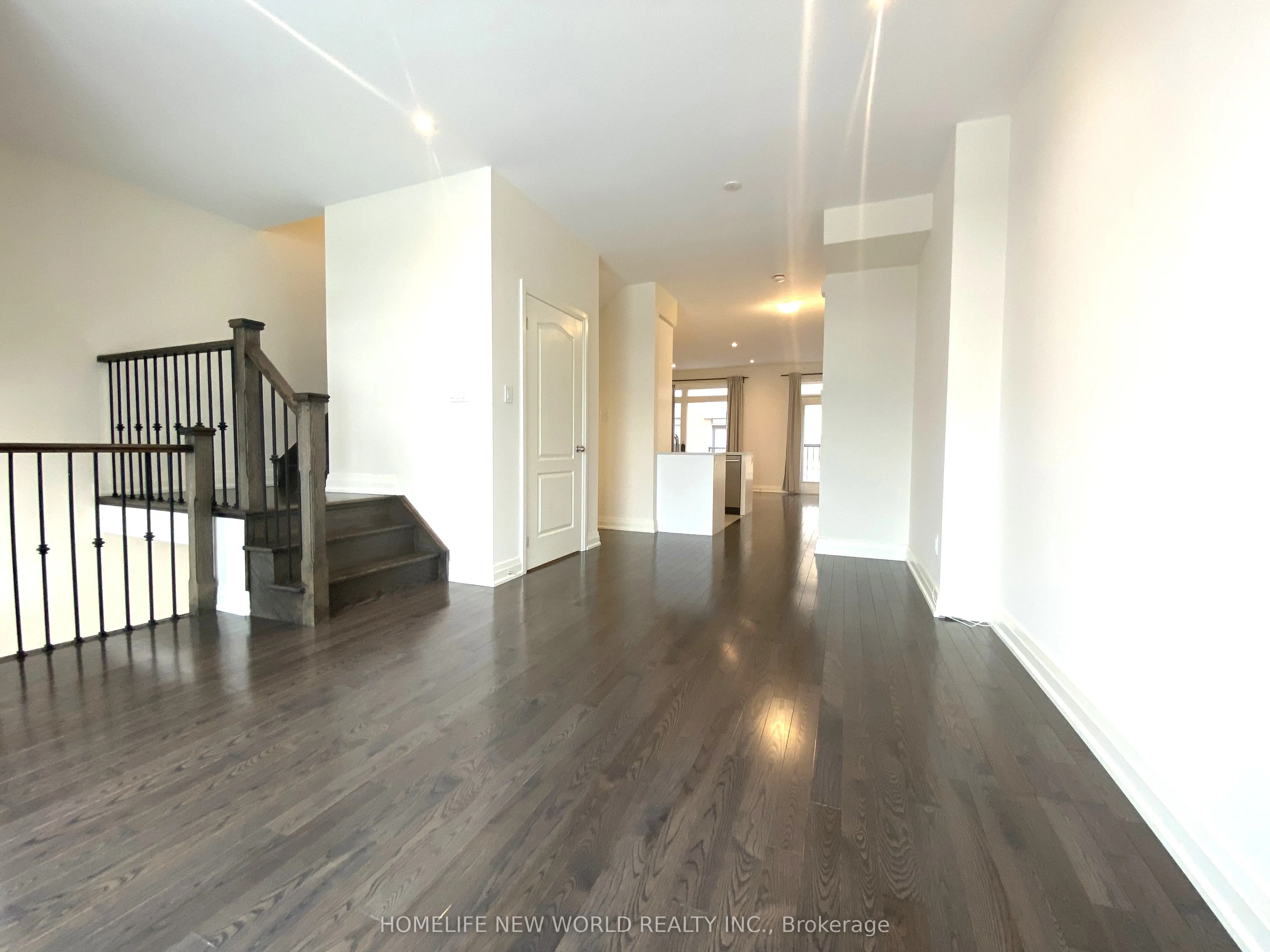 8 Teasel Way