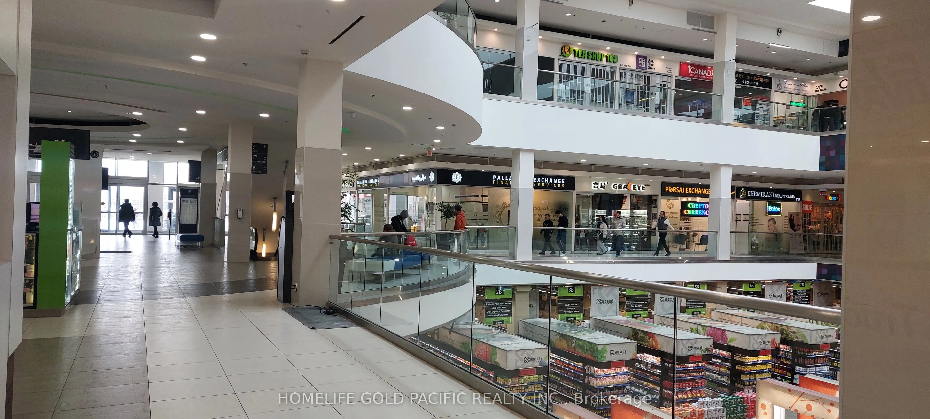 7181 Yonge Street, #162