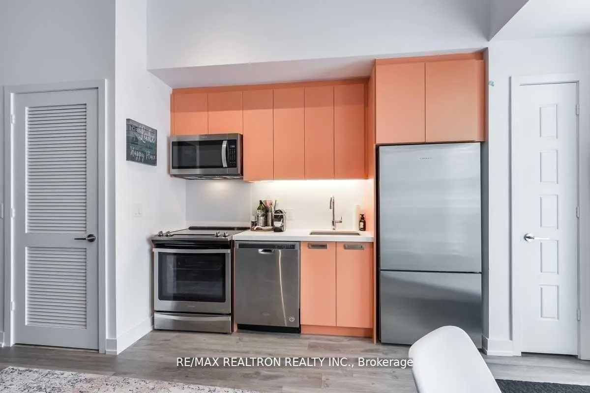 317 Broward Way, #122