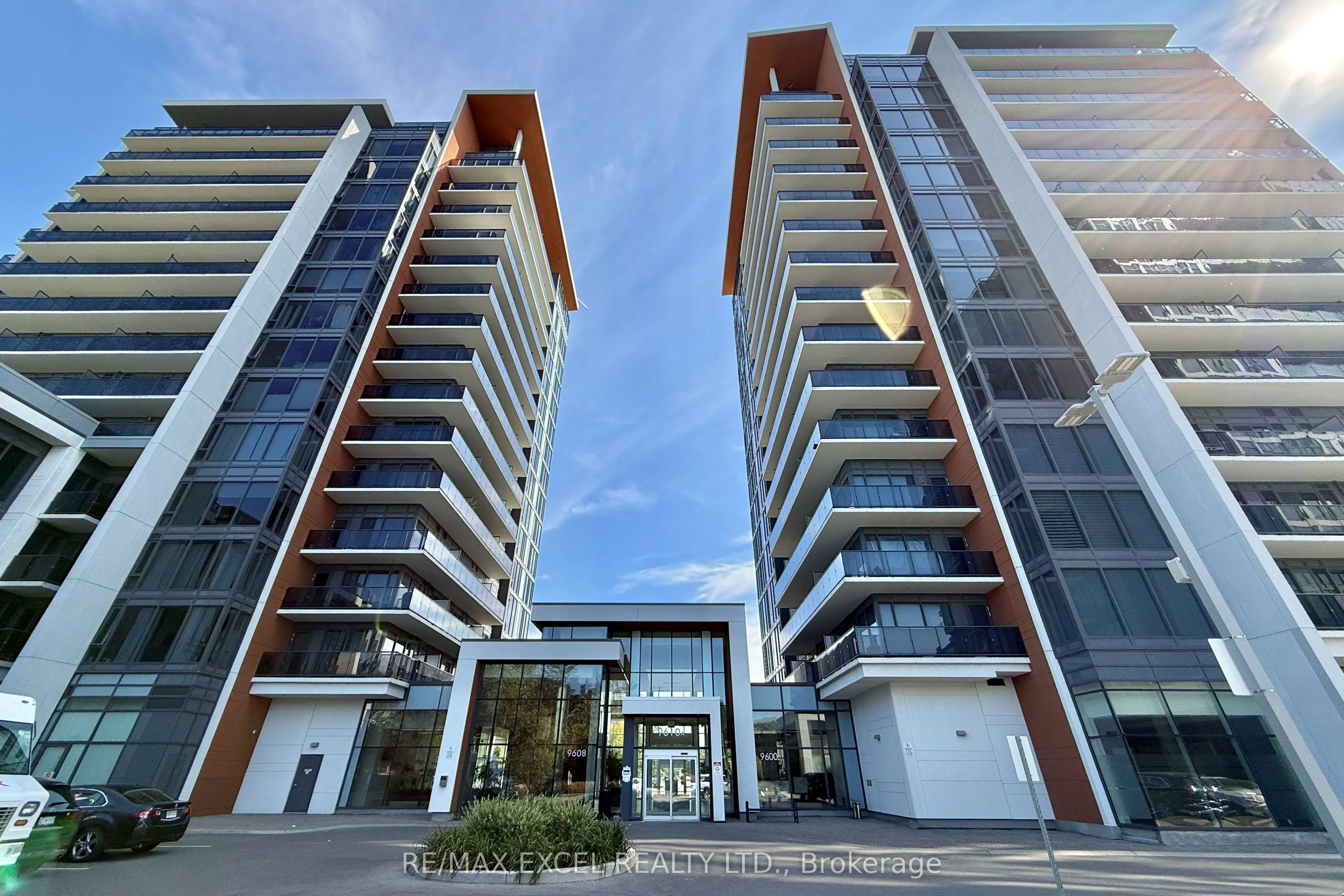 9600 Yonge Street, #606