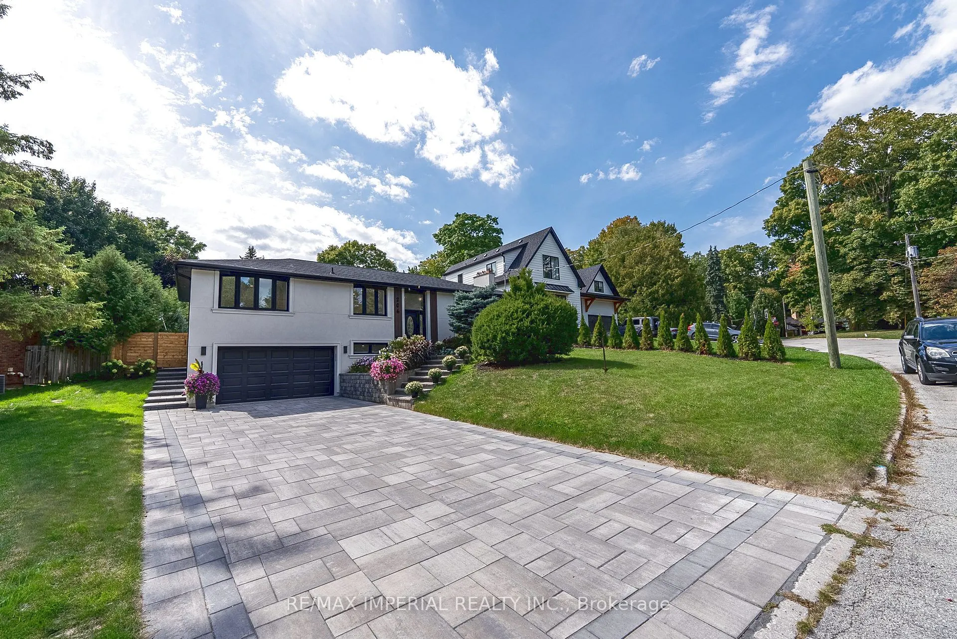 206 Richard Avenue