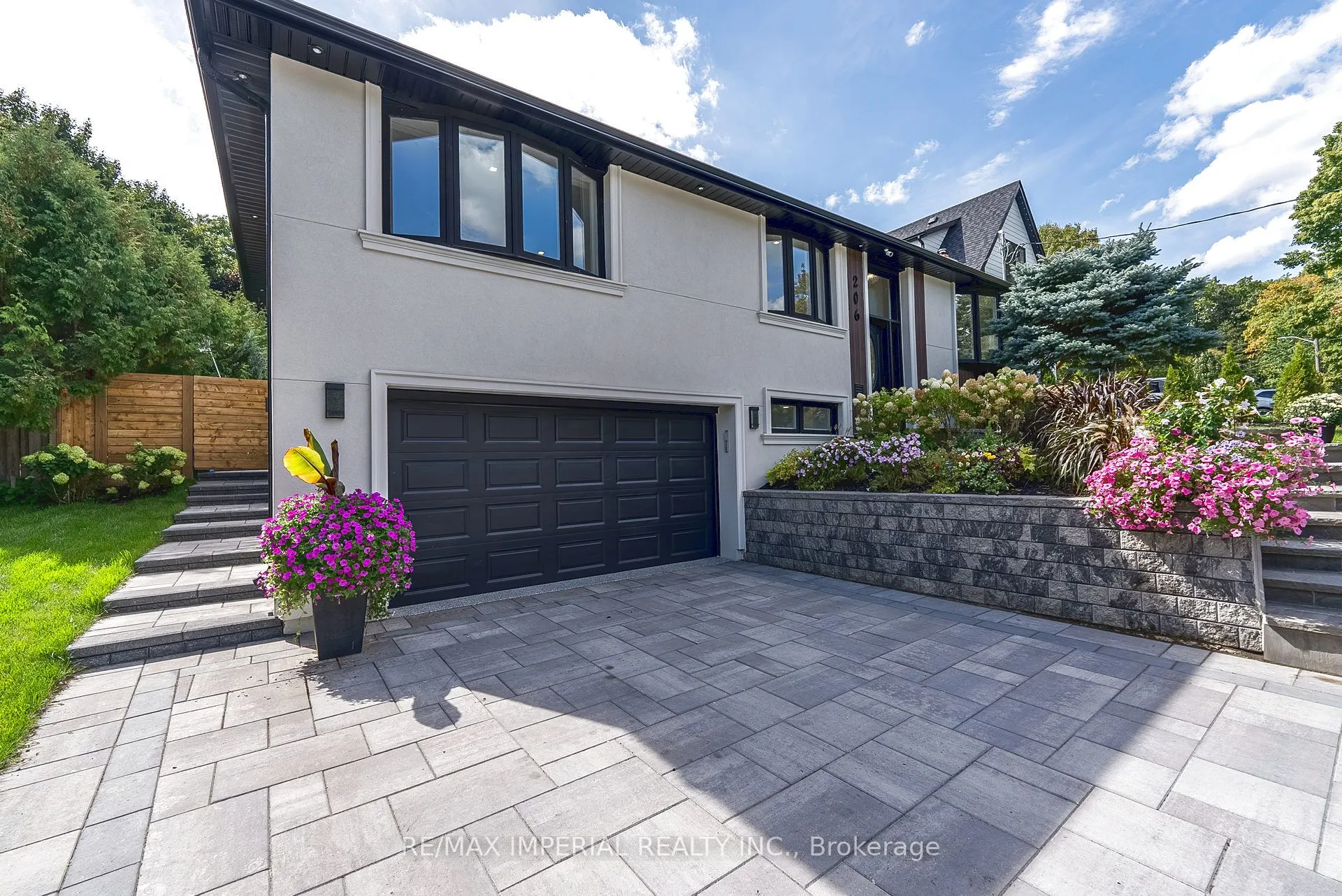 206 Richard Avenue