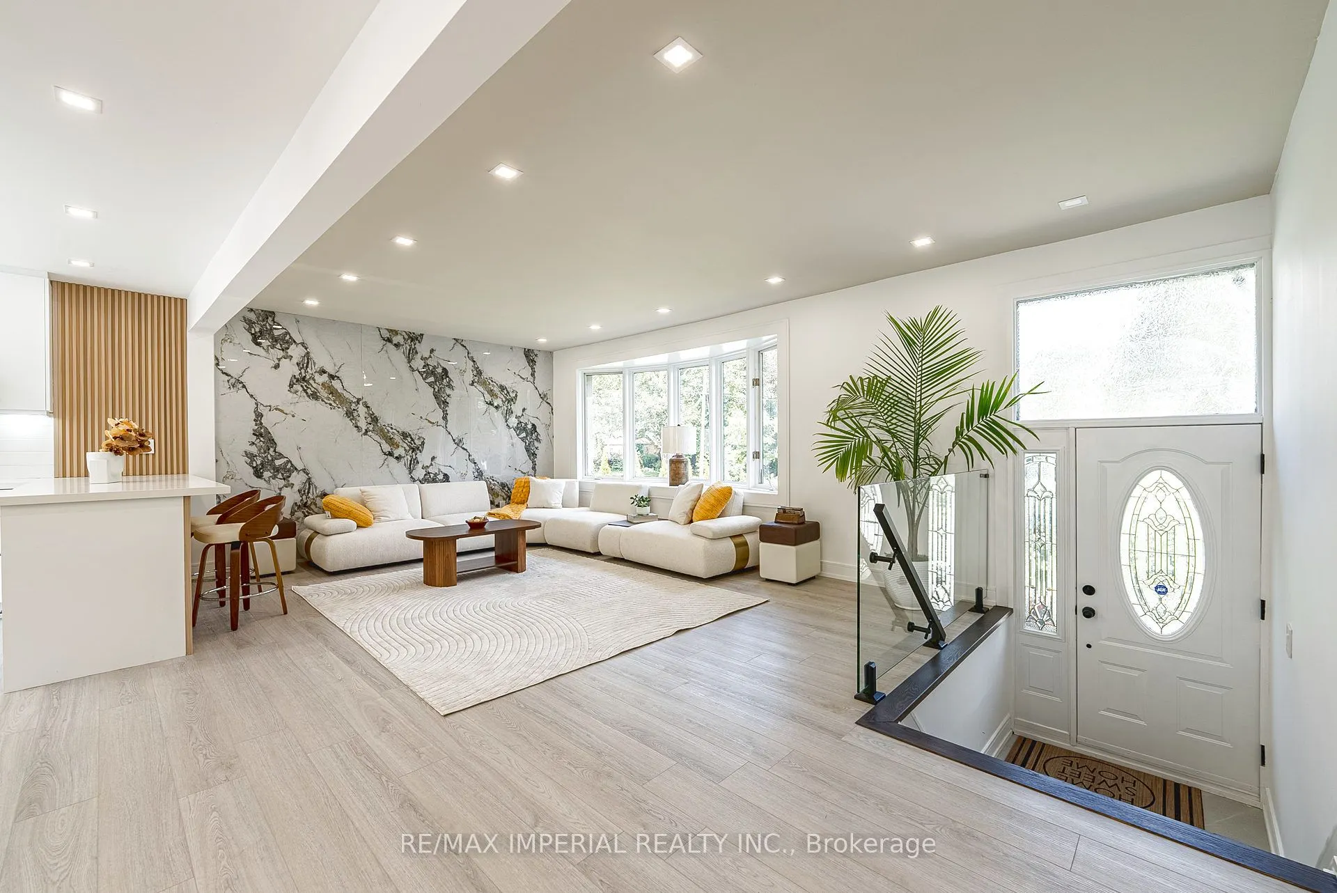 206 Richard Avenue