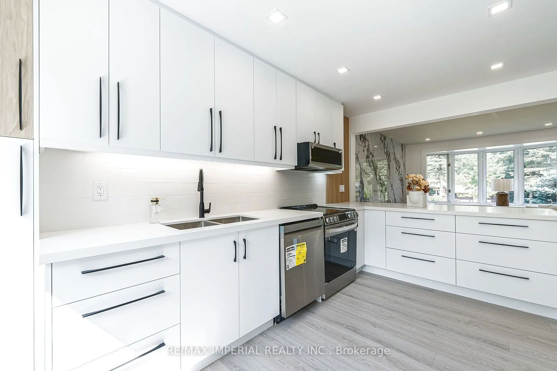 206 Richard Avenue