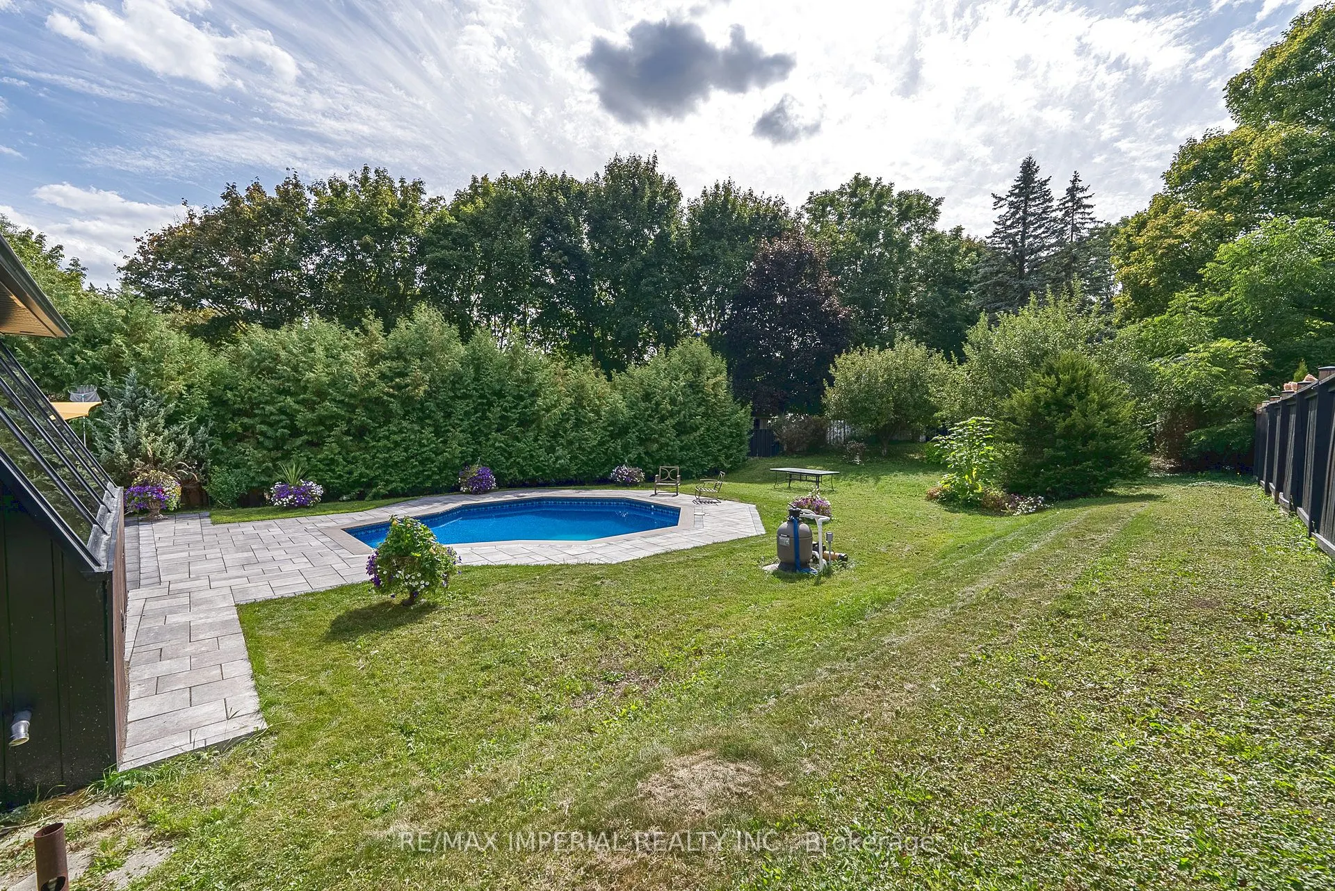 206 Richard Avenue
