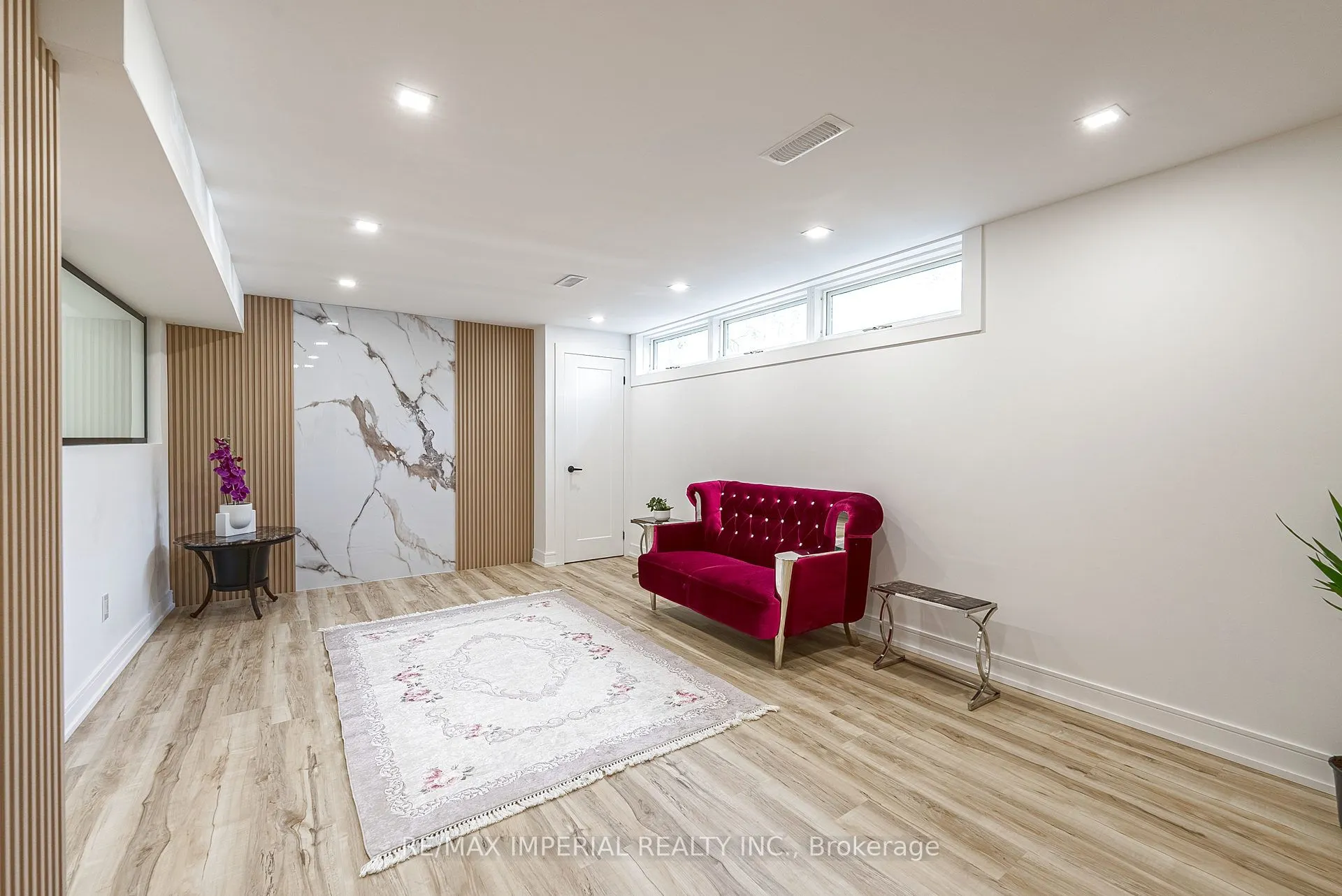206 Richard Avenue