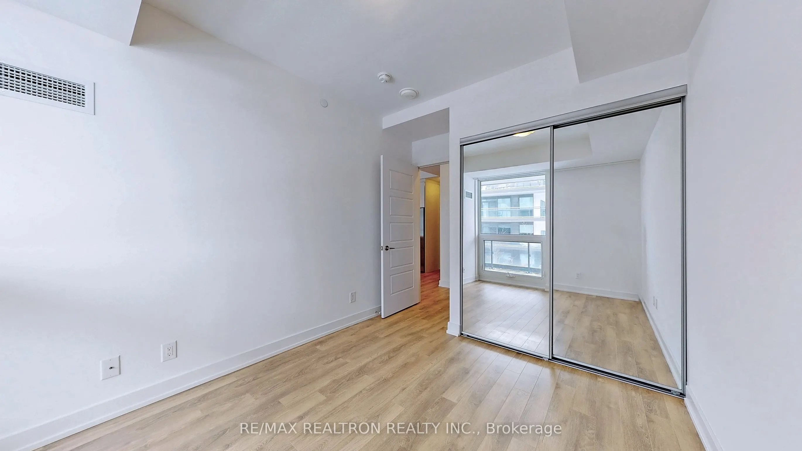 301 Sea Ray Avenue, #C216