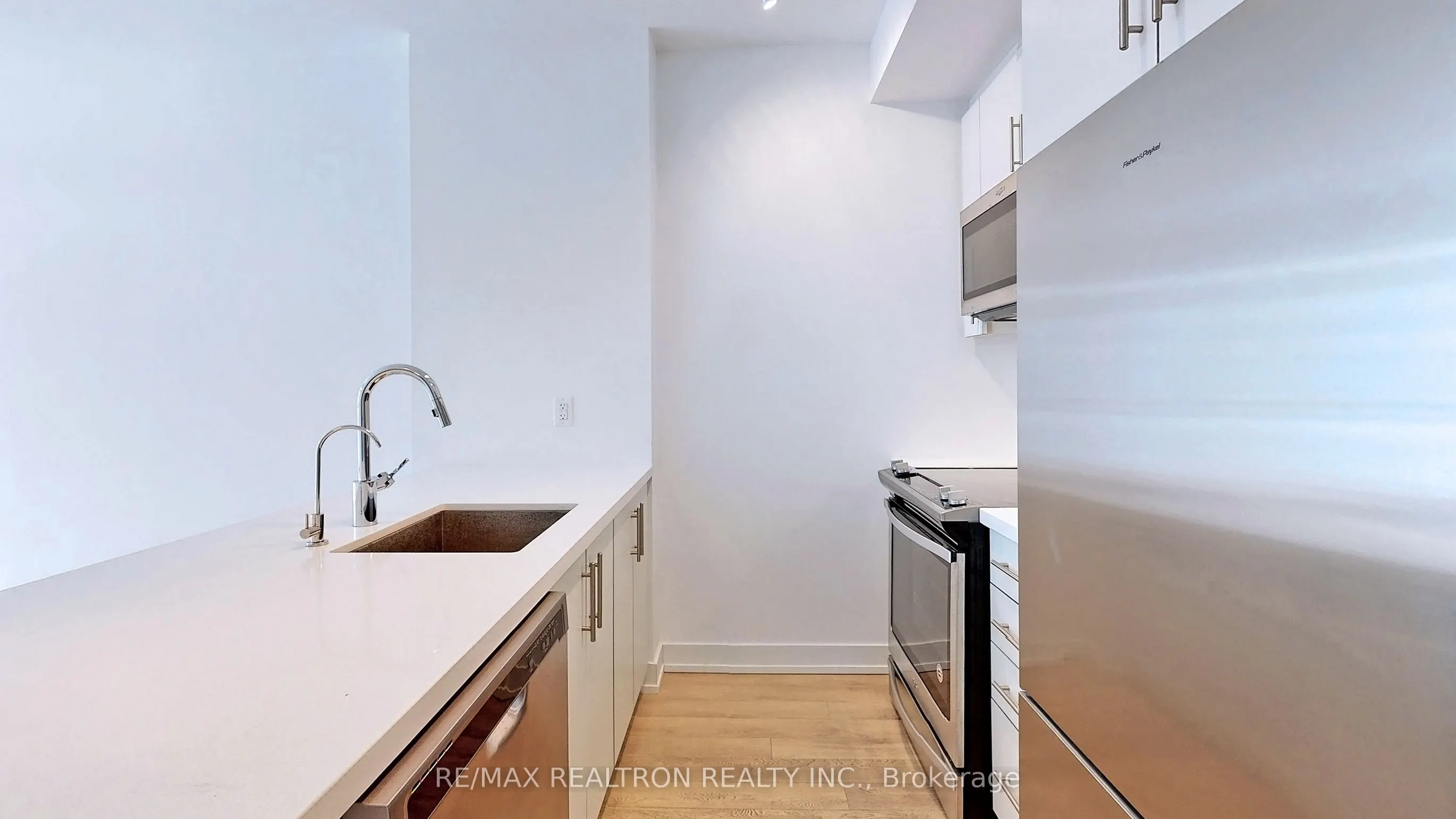 301 Sea Ray Avenue, #C216
