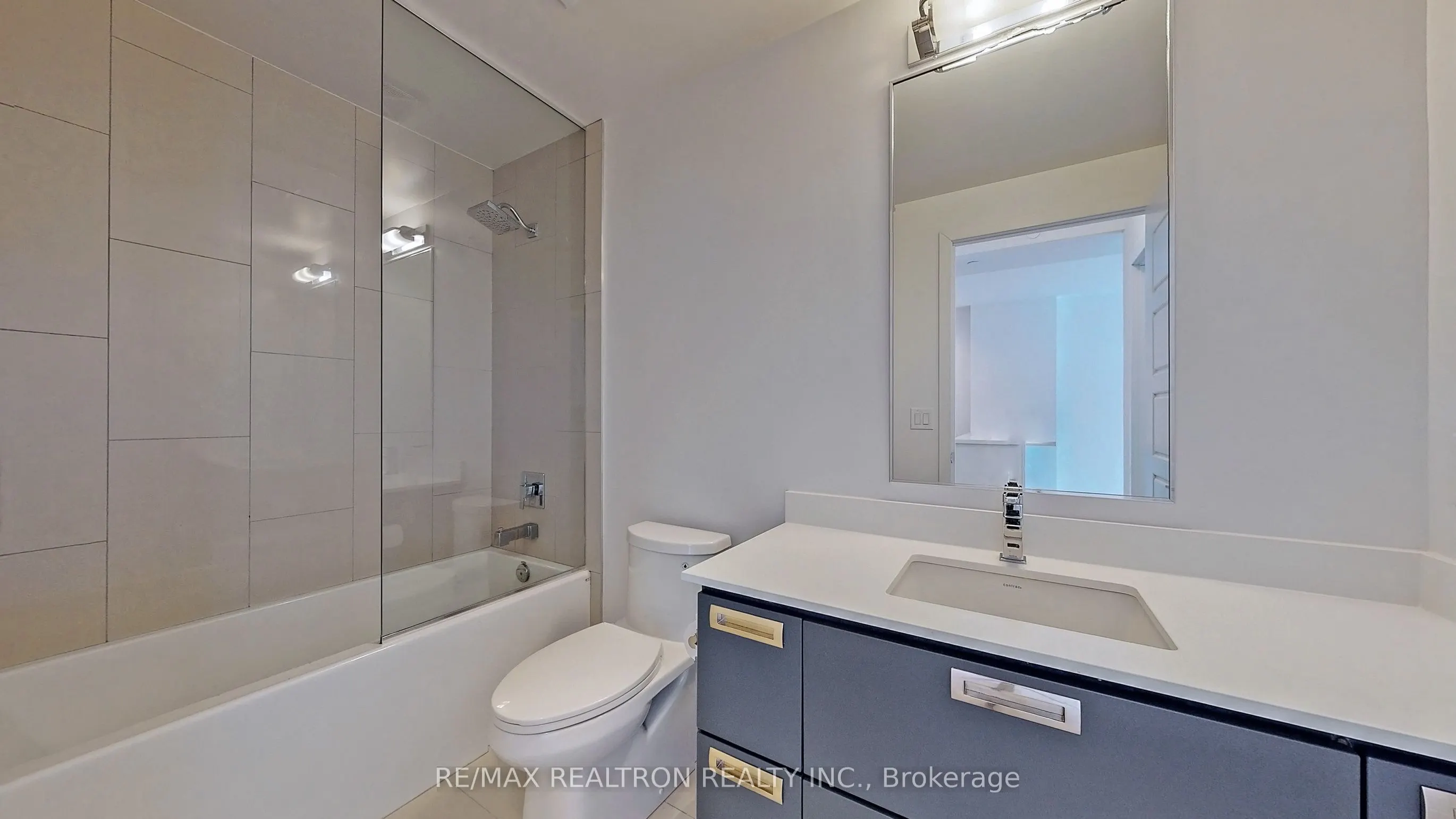 301 Sea Ray Avenue, #C216