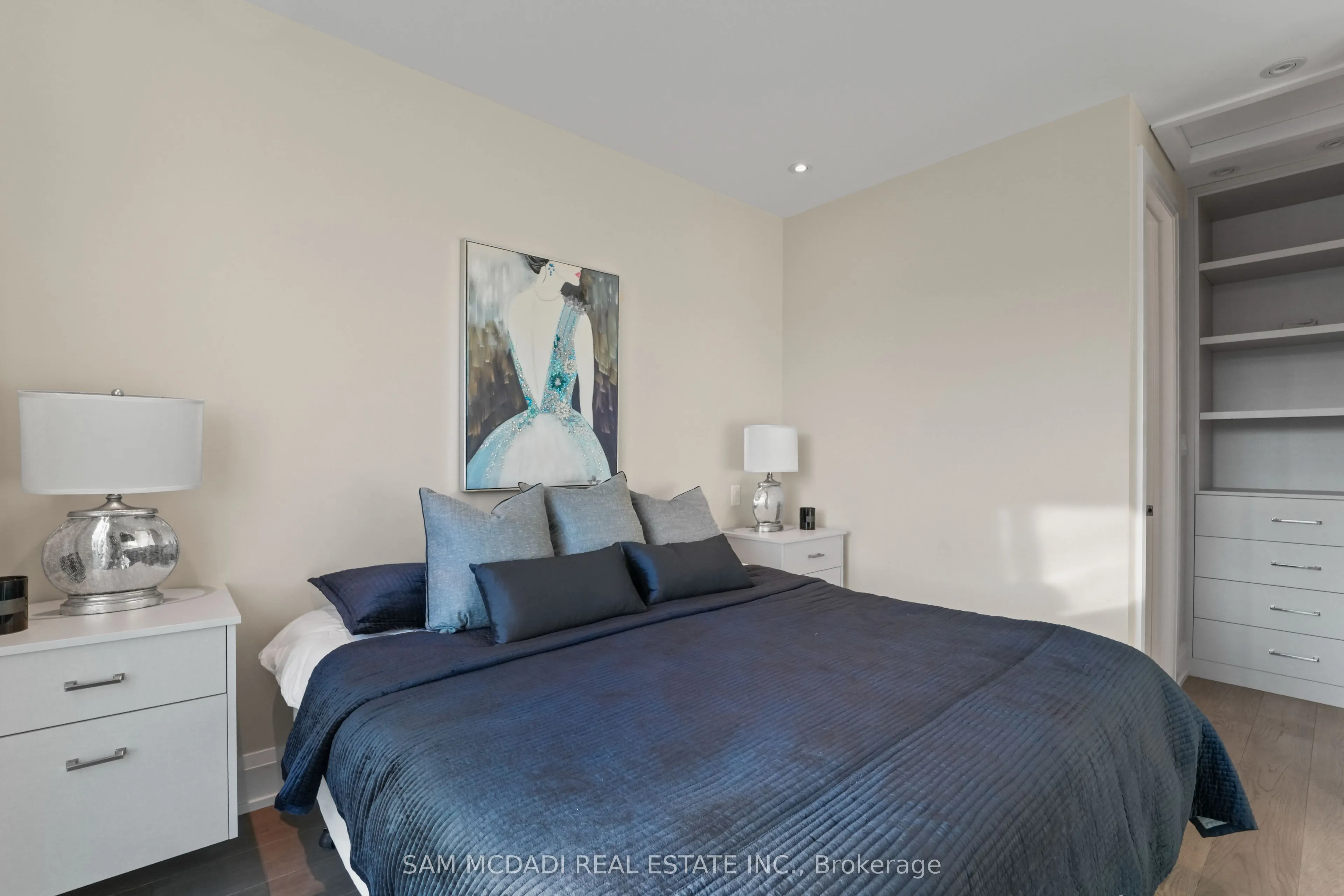 3772 Mangusta Court