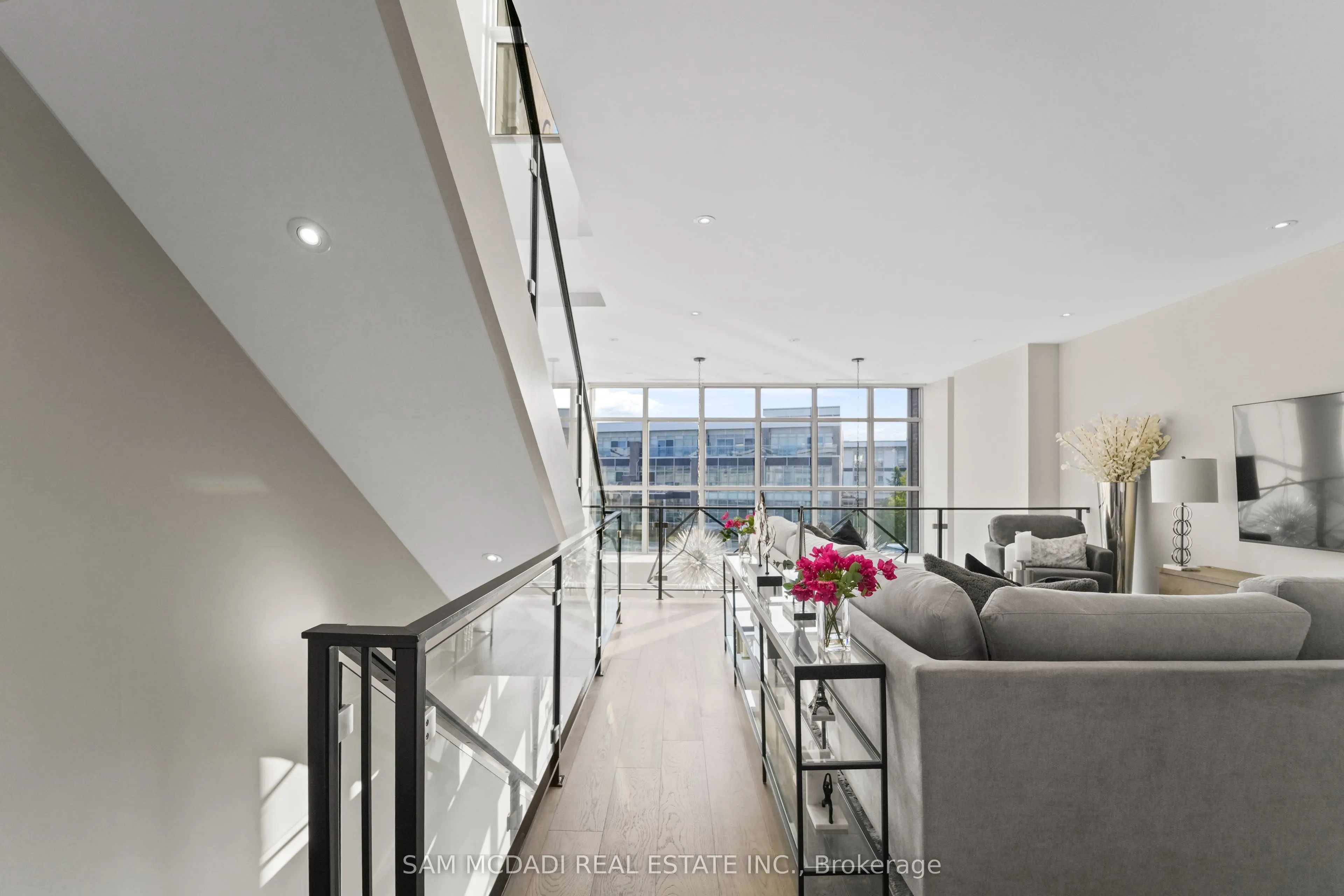3772 Mangusta Court