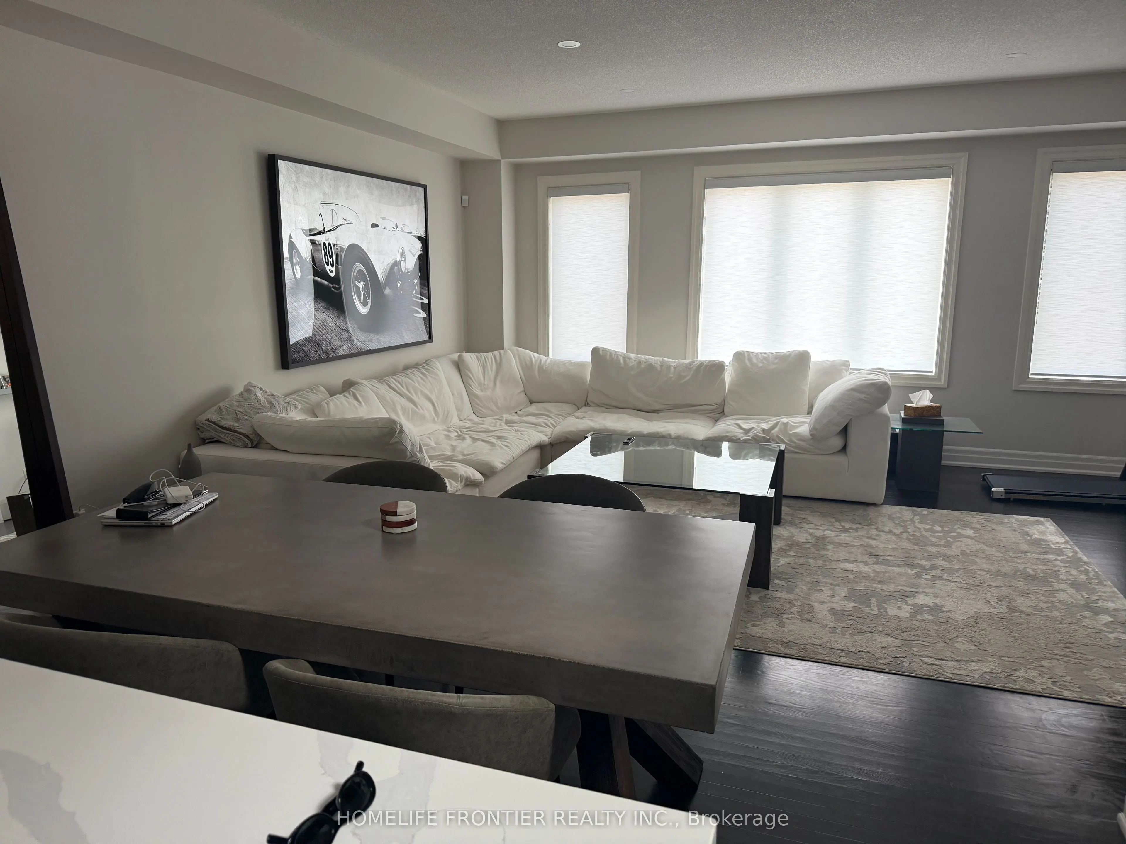 30 Vantage Loop Avenue, #MAIN
