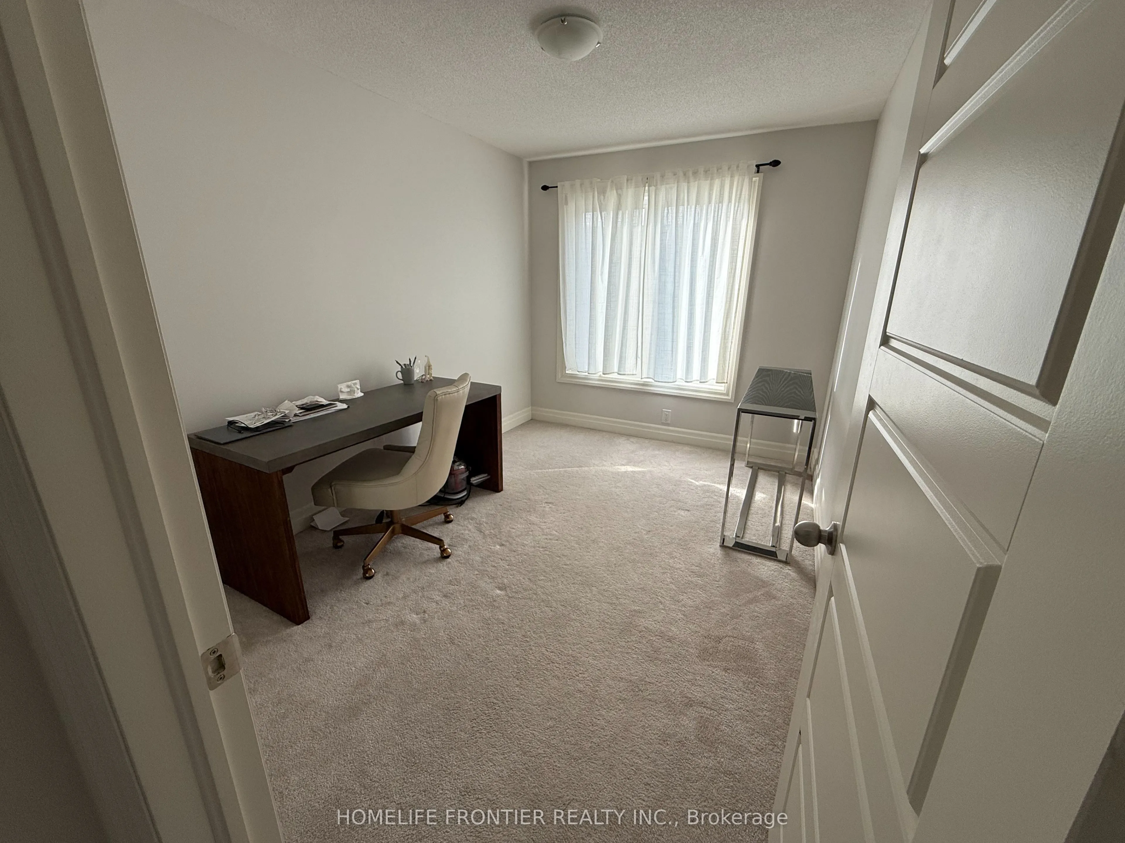 30 Vantage Loop Avenue, #MAIN