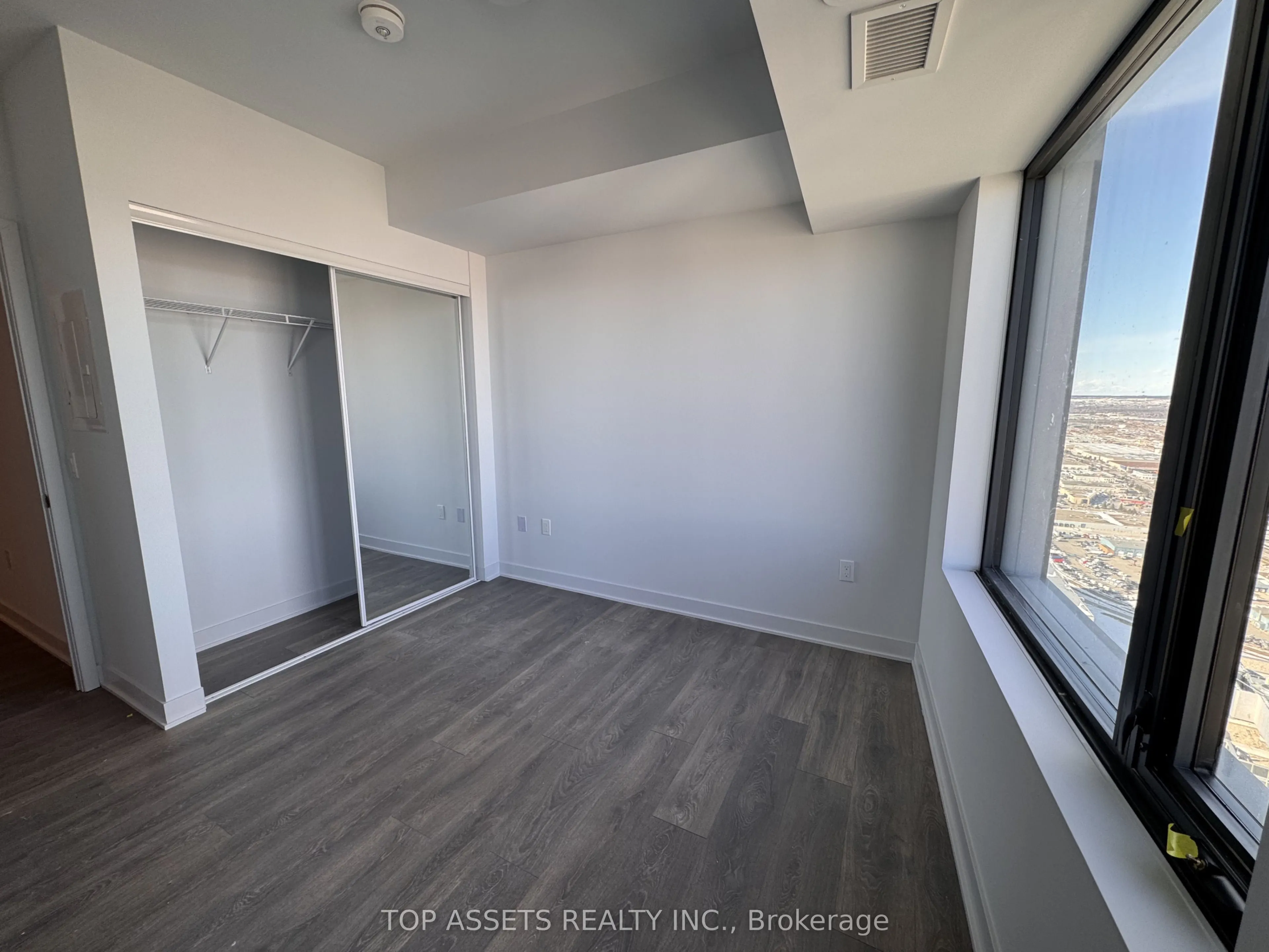 2920 Highway 7 Road, #5201