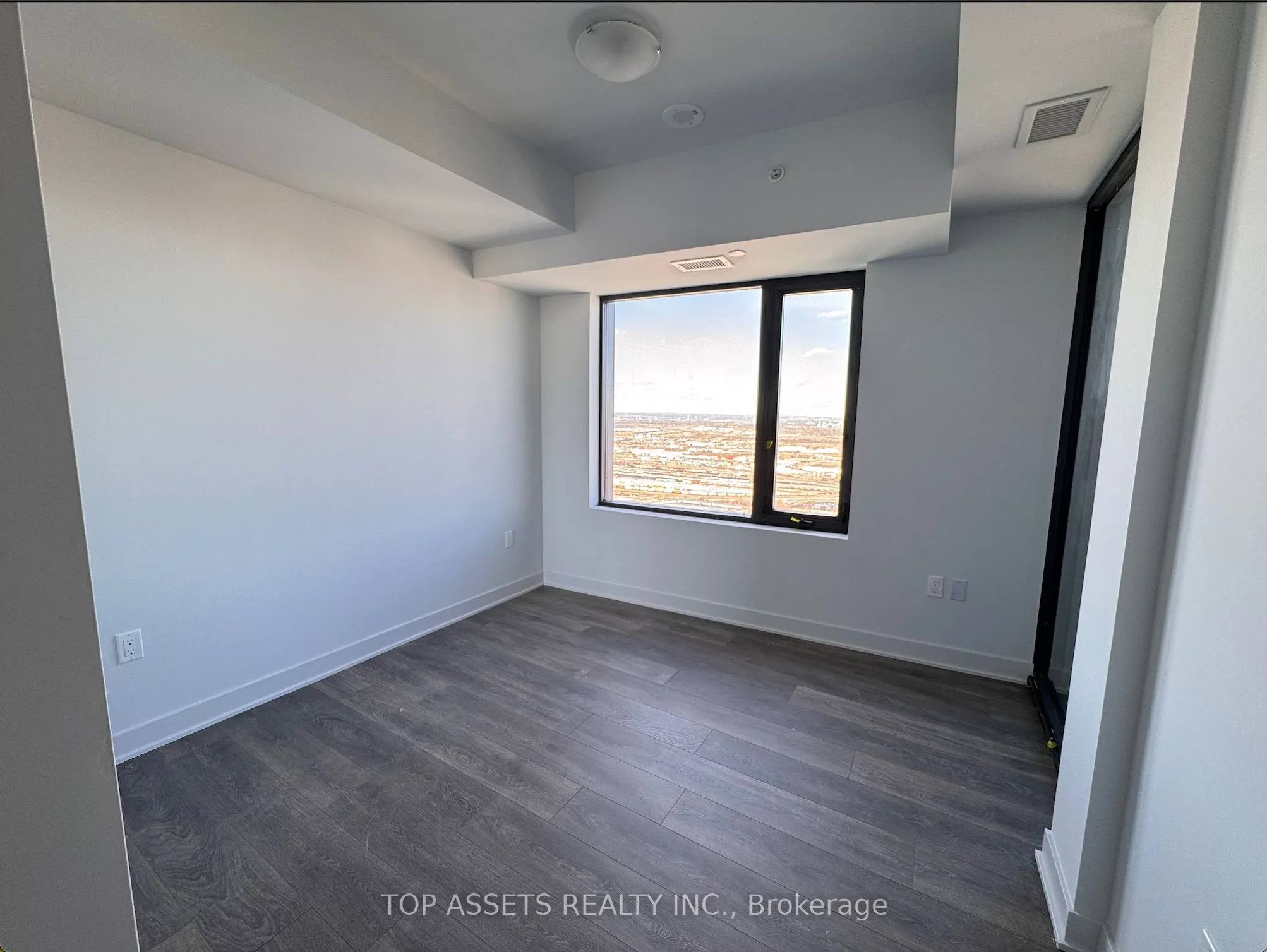2920 Highway 7 Road, #5201
