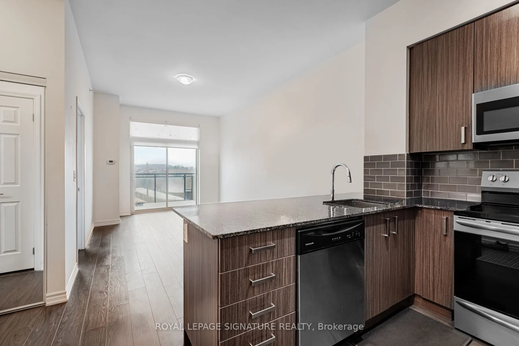 11611 Yonge Street, #620