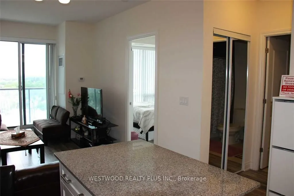9088 Yonge Street, #1209A