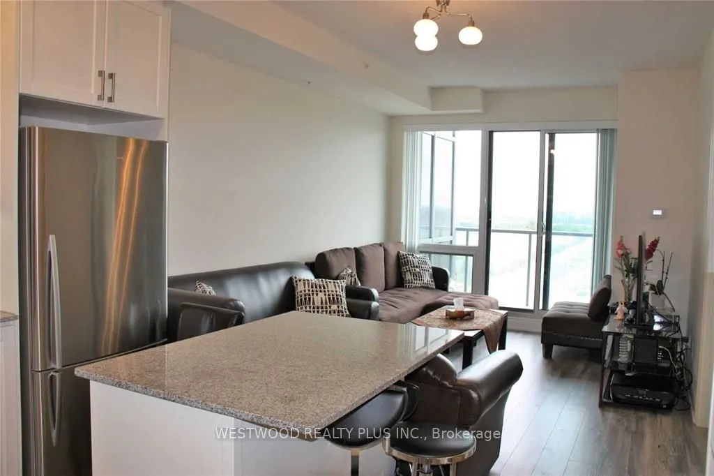 9088 Yonge Street, #1209A