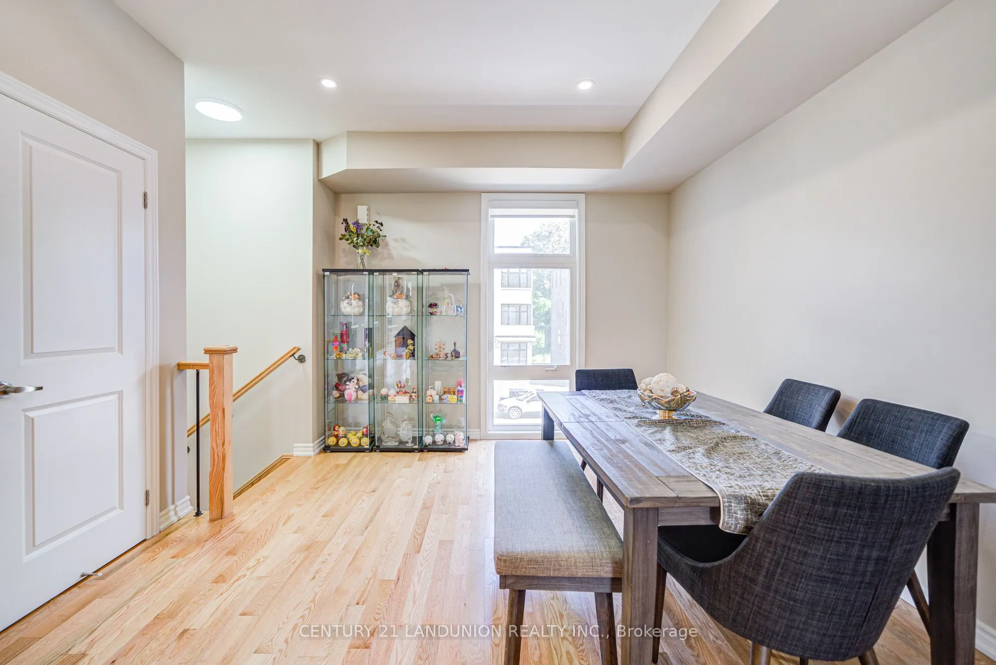 65 Puisaya Drive