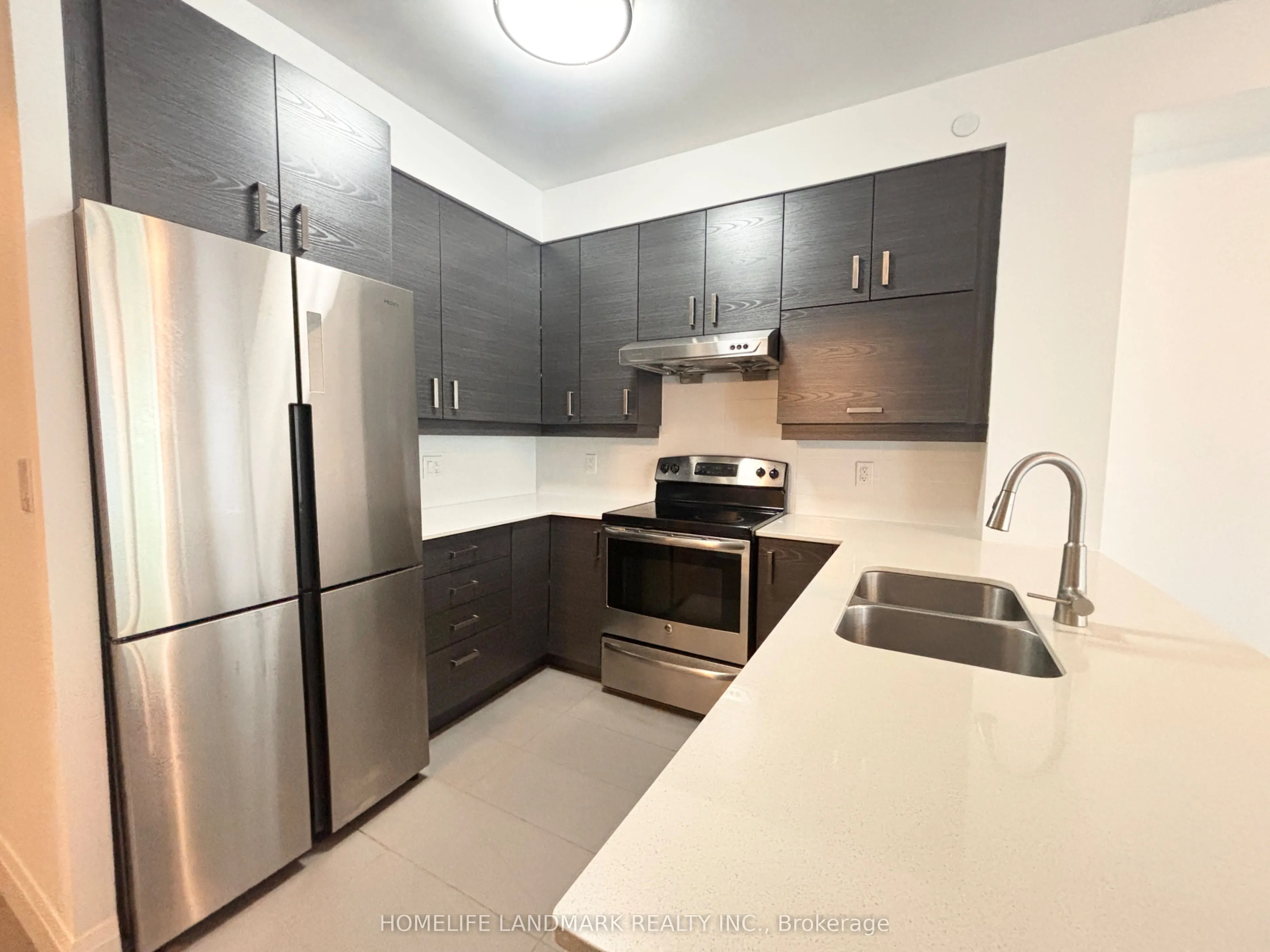 1 Uptown Drive, #207