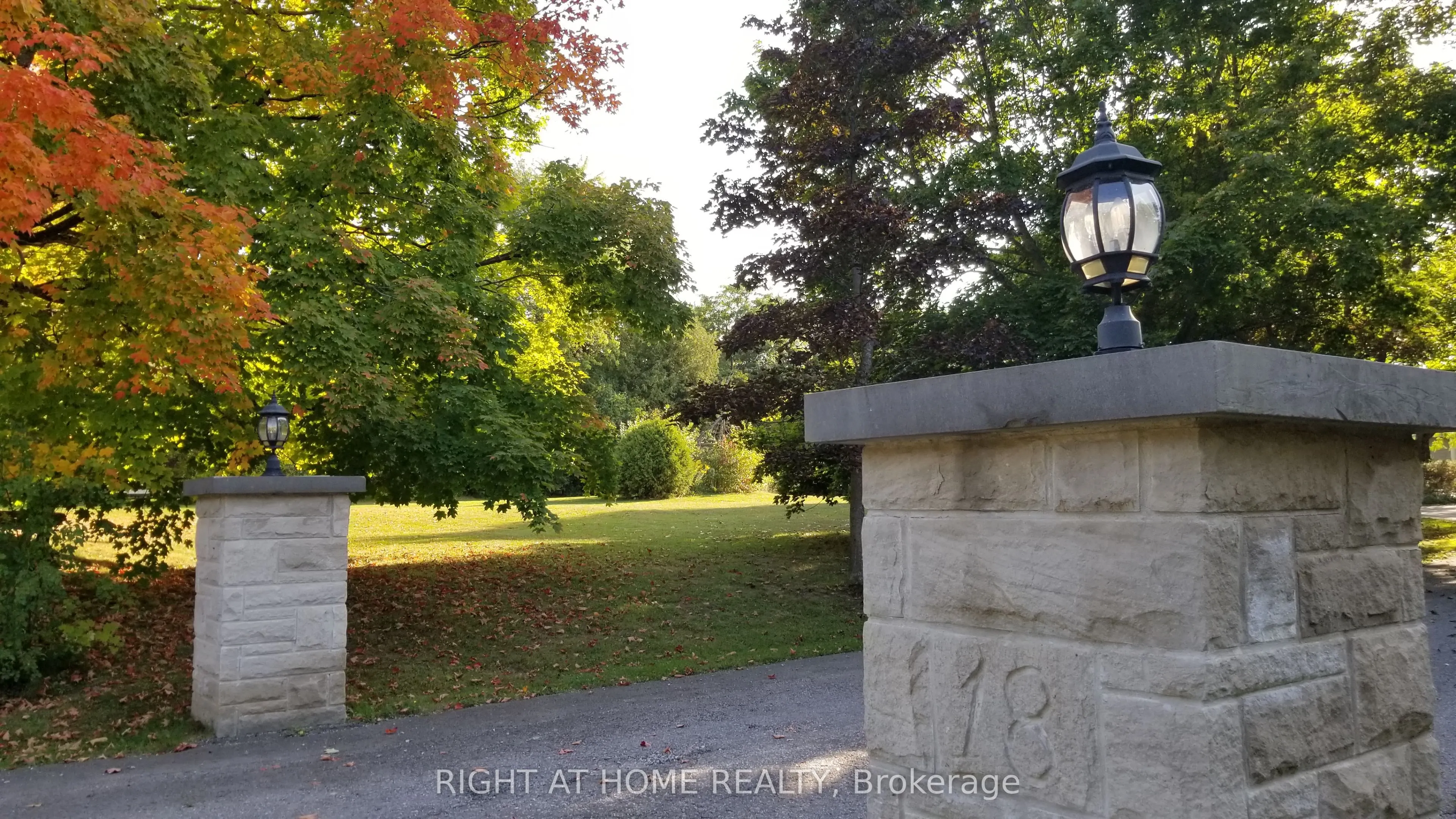 18 Mccowan Lane